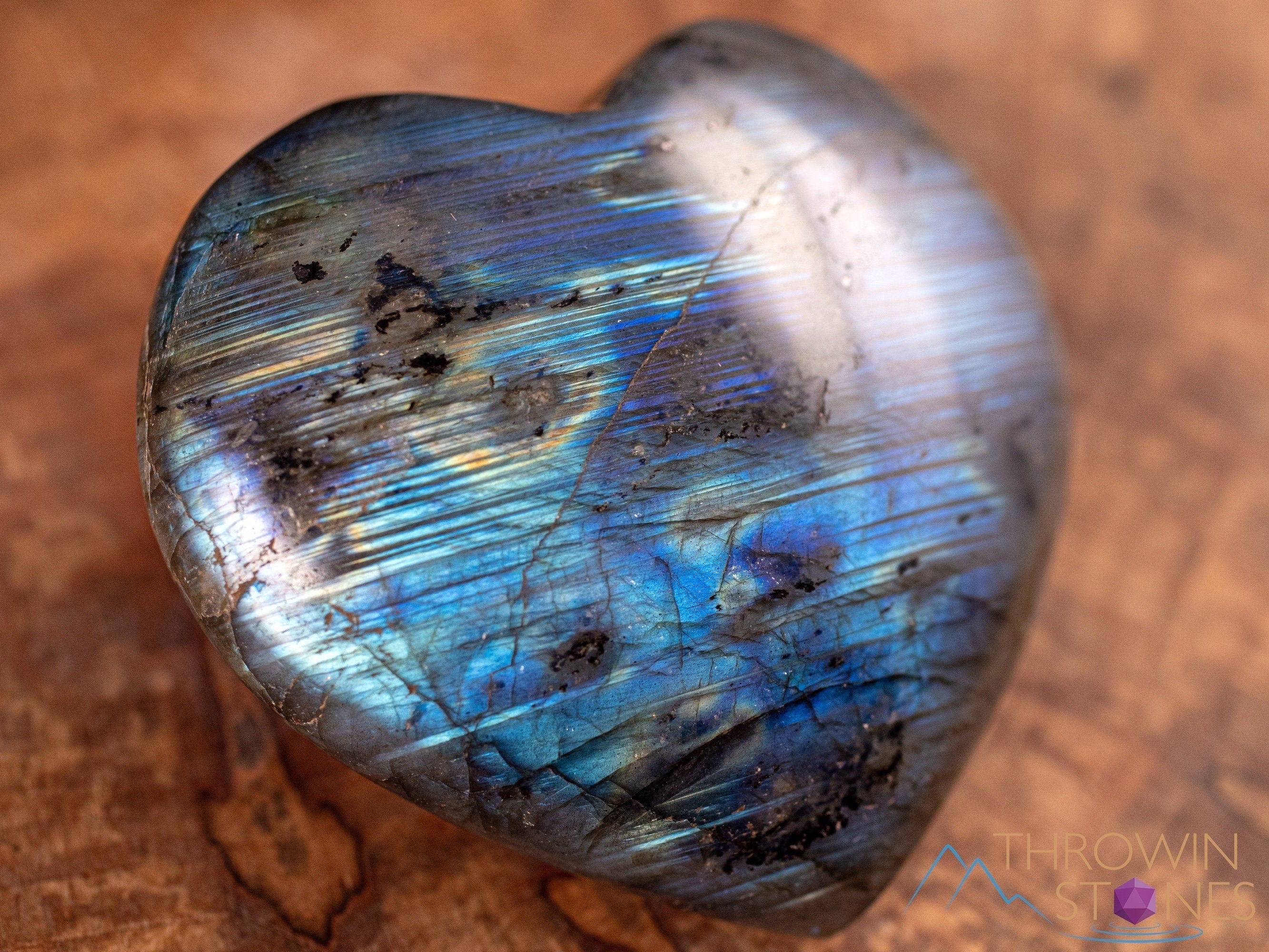 LABRADORITE Crystal Heart - Dark Blue Gemstone for Self Care, Healing & Home Decor | Perfect Gift for Mom, Meditation & Spiritual Healing | Natural Stone for Energy Balance & Positive Vibes