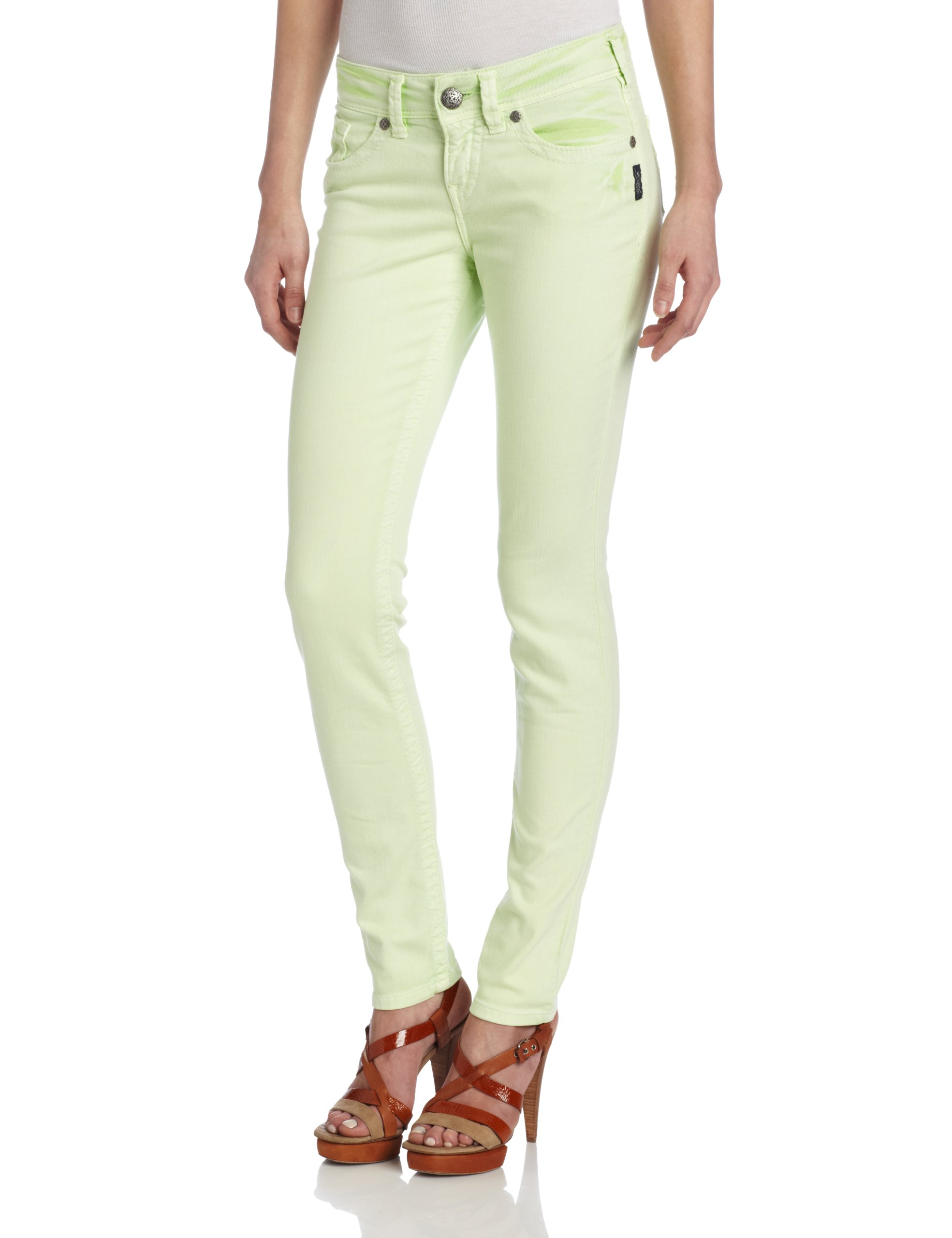 Silver Jeans Co. Women's Suki Mid Rise Skinny Jeans - Classic Stretch Denim Pants for Everyday Wear | Perfect for Work, Casual Outings & Date Nights