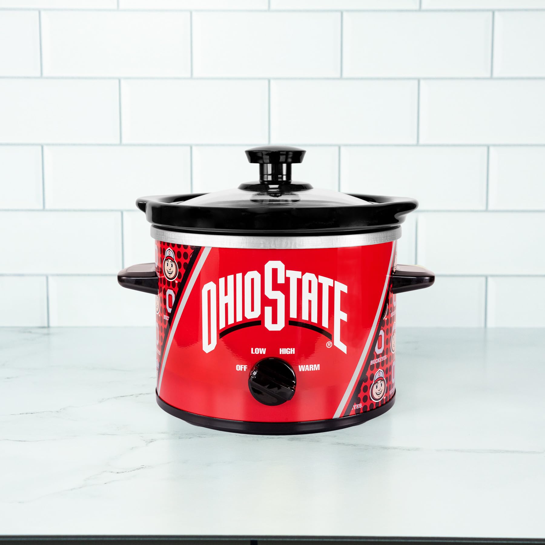 Ohio State Buckeyes 2qt Slow Cooker by Uncanny Brands - Team Spirit Crock Pot for Soups, Chili & Game Day Meals - Perfect for Dorms, Tailgating & College Football Parties
