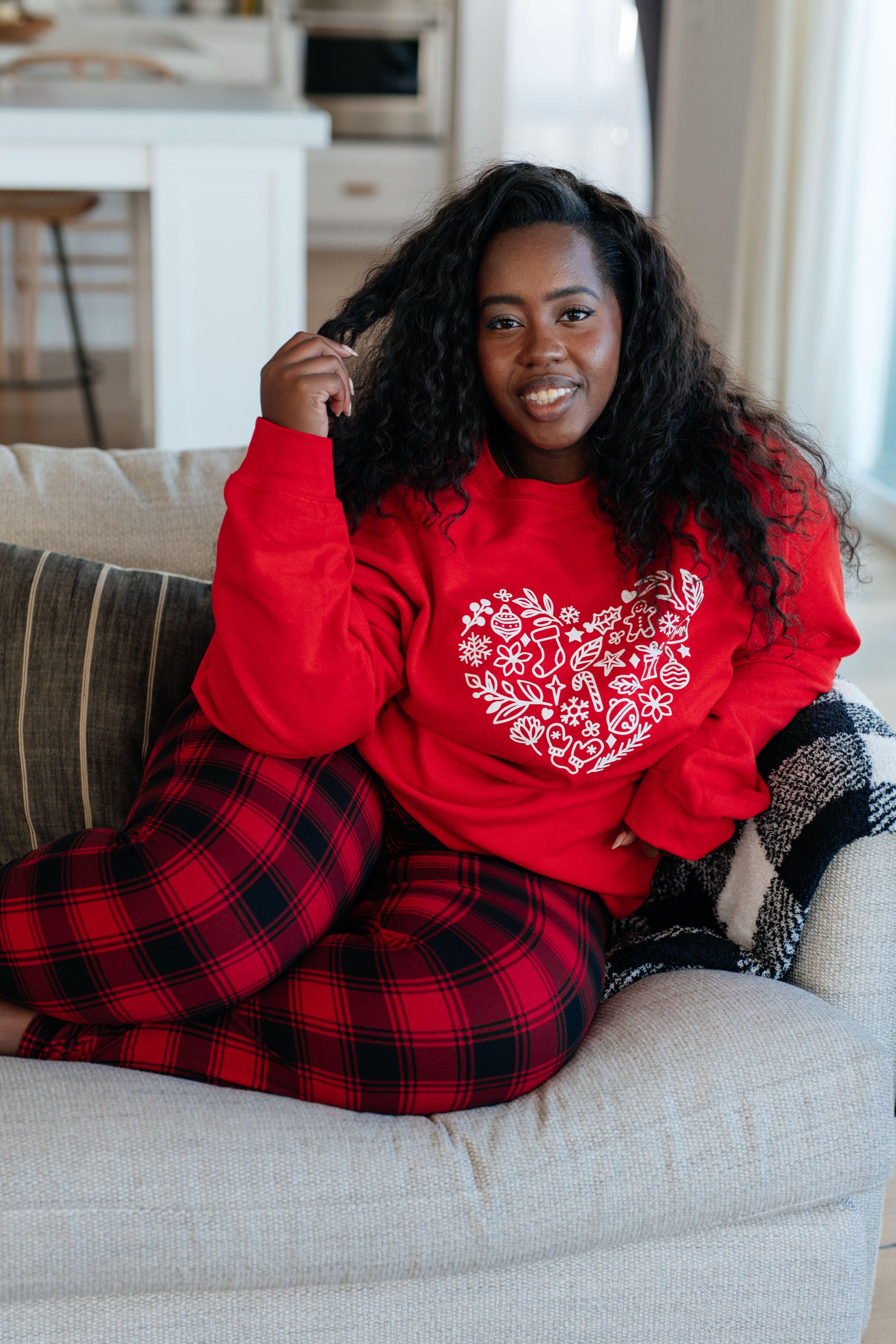 Cozy Holiday Heart Sweatshirt for Women - Christmas Valentine's Day Gift - Perfect for Winter Outfits & Festive Gatherings