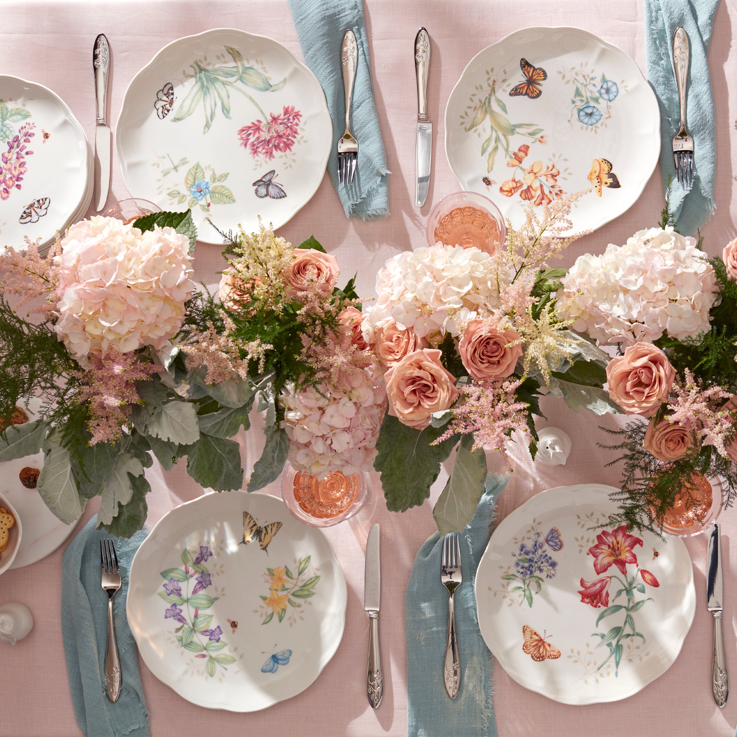 Butterfly Meadow 18-Piece Dinnerware Set - Porcelain Plates, Bowls & Cups - Elegant Floral Design for Dining, Parties & Home Decor