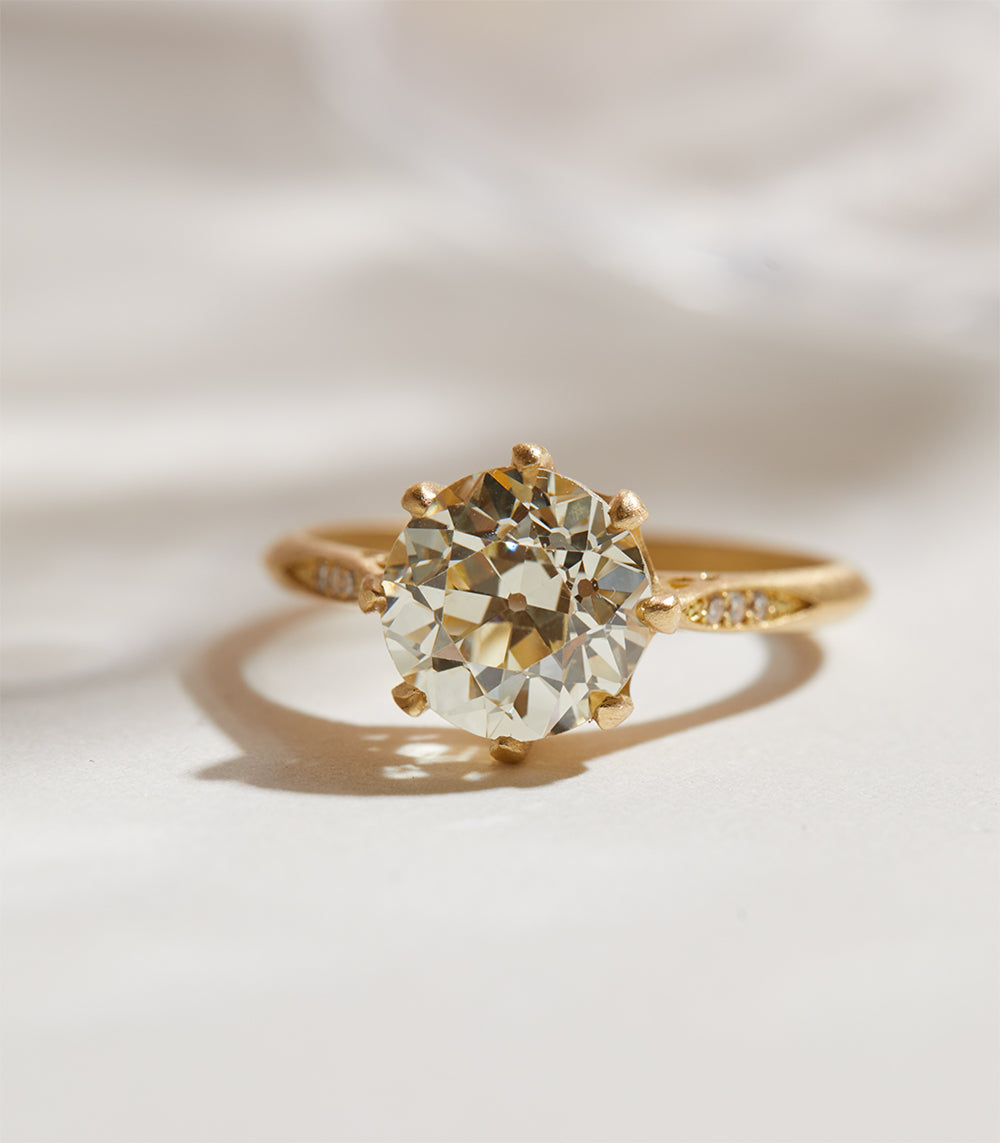 2 Carat Round Solitaire Diamond Ring for Women - Classic Engagement & Wedding Band - Perfect for Proposals, Anniversaries, and Special Occasions