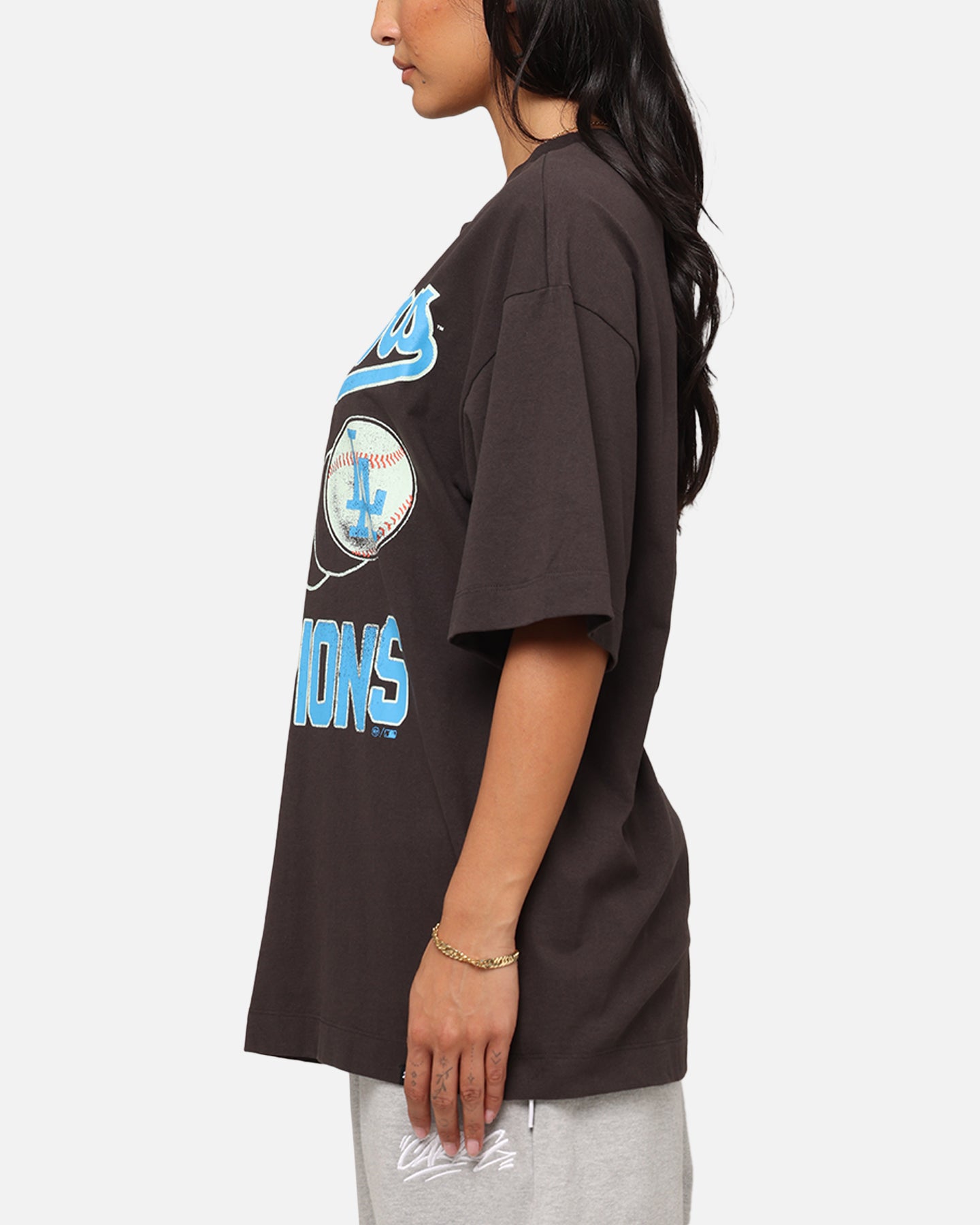 47 Brand Los Angeles Dodgers Sigma Foundation T-Shirt for Men - Dark Grey Baseball Fan Apparel - Perfect for Game Day, Casual Wear & Sports Events