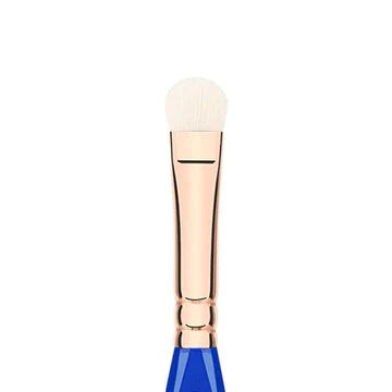 Bdellium Tools Golden Triangle 773 Shading Blender Brush - Professional Makeup Brush Set for Eyeshadow Blending, Contouring & Highlighting - Perfect for Makeup Artists & Beauty Enthusiasts