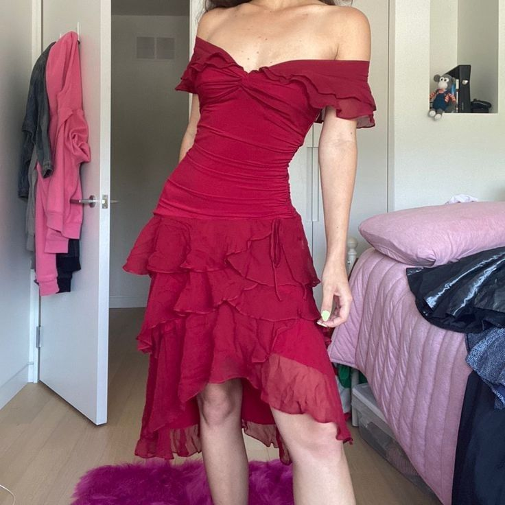 Elegant Off-The-Shoulder Red Chiffon Prom Dress with Ruffle Details - A-Line Formal Gown J6139 for Homecoming, Wedding Guest & Special Occasions