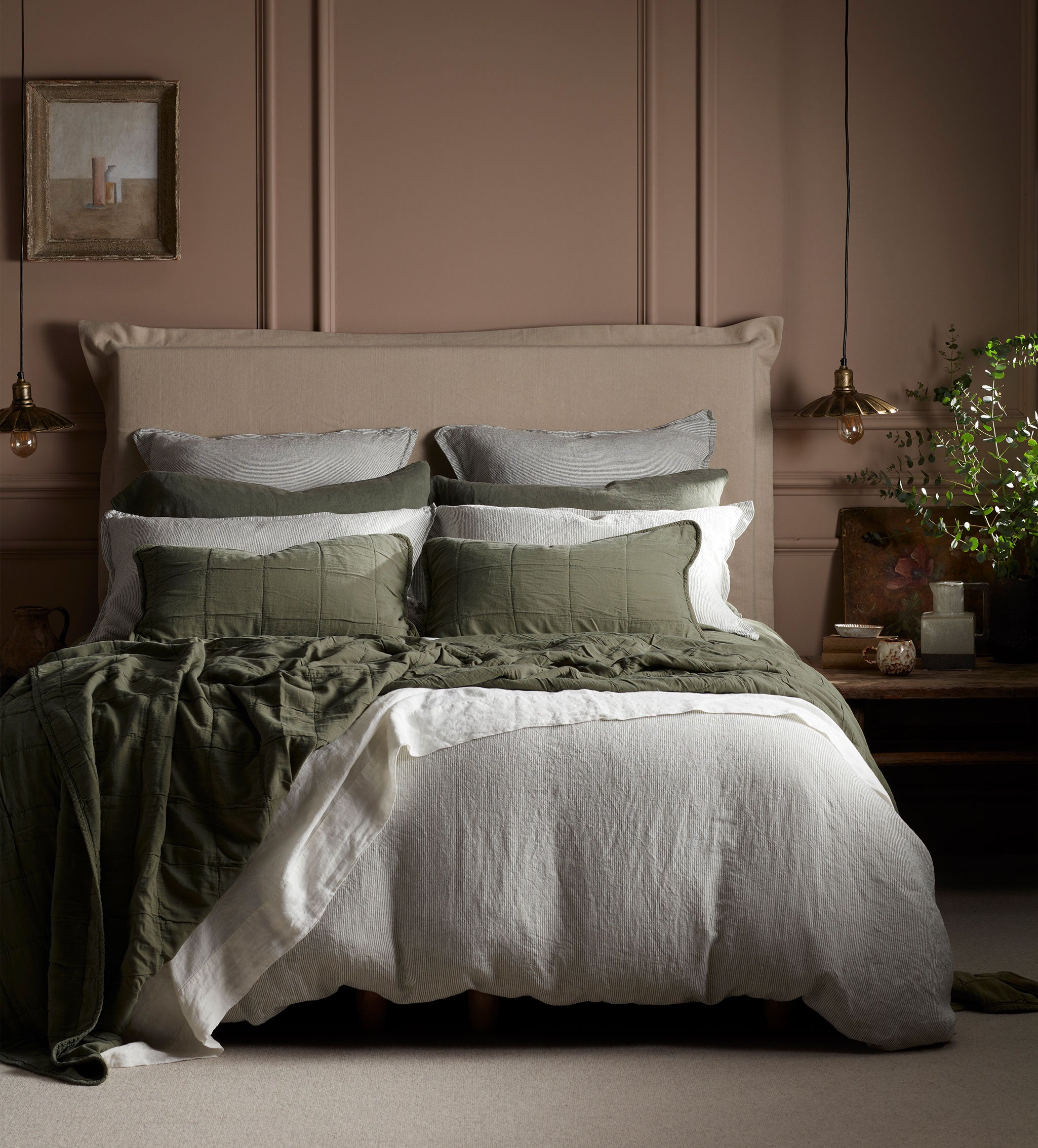 Premium Olive Green Sid Stripe 100% Linen Fitted Sheet - Queen Size Bed Sheet Set for Luxury Bedroom & Guest Room Decor