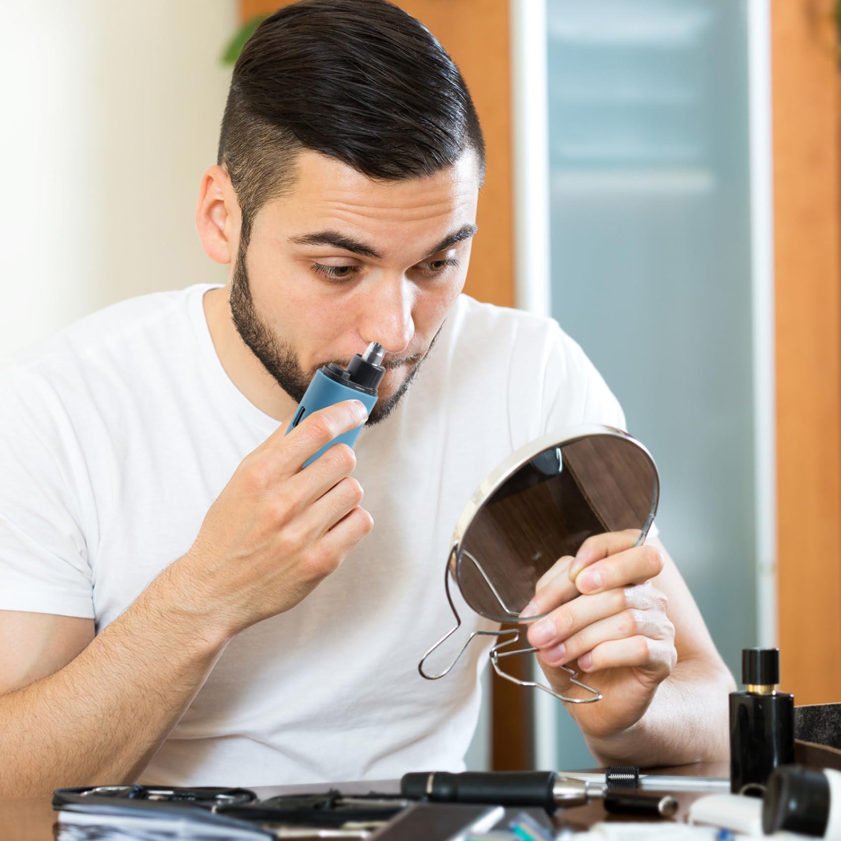 Men's Electric Nose Hair Trimmer - Rechargeable USB-C Portable Grooming Tool with Dust Cover, 6000RPM Safe & Painless Trimming (130mAh Battery) - Perfect for Travel, Home Use & Personal Grooming Kit