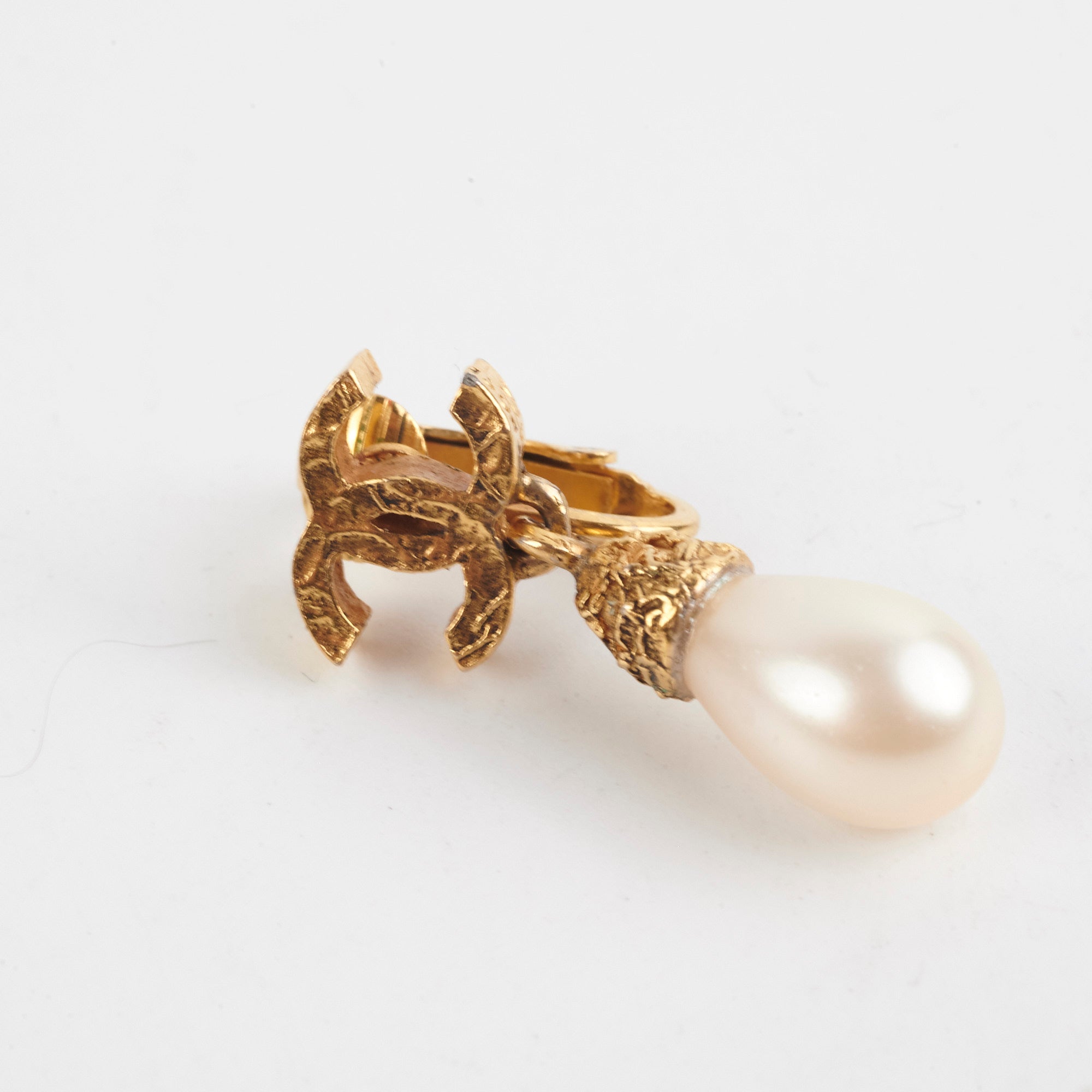 Chanel Pearl Clip-On Earrings for Women – Elegant Fashion Jewelry for Parties, Weddings & Special Occasions