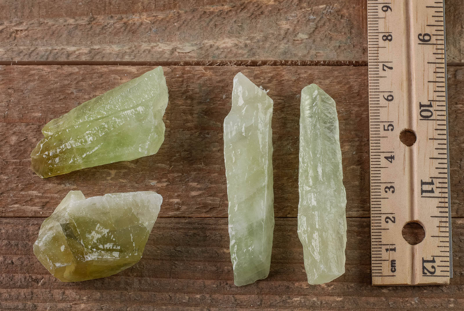 Natural Green Calcite Raw Crystals - Healing Stones for Meditation & Energy Work | Metaphysical Crystal Collection for Home Decor, Chakra Balancing & Spiritual Healing (E0517)