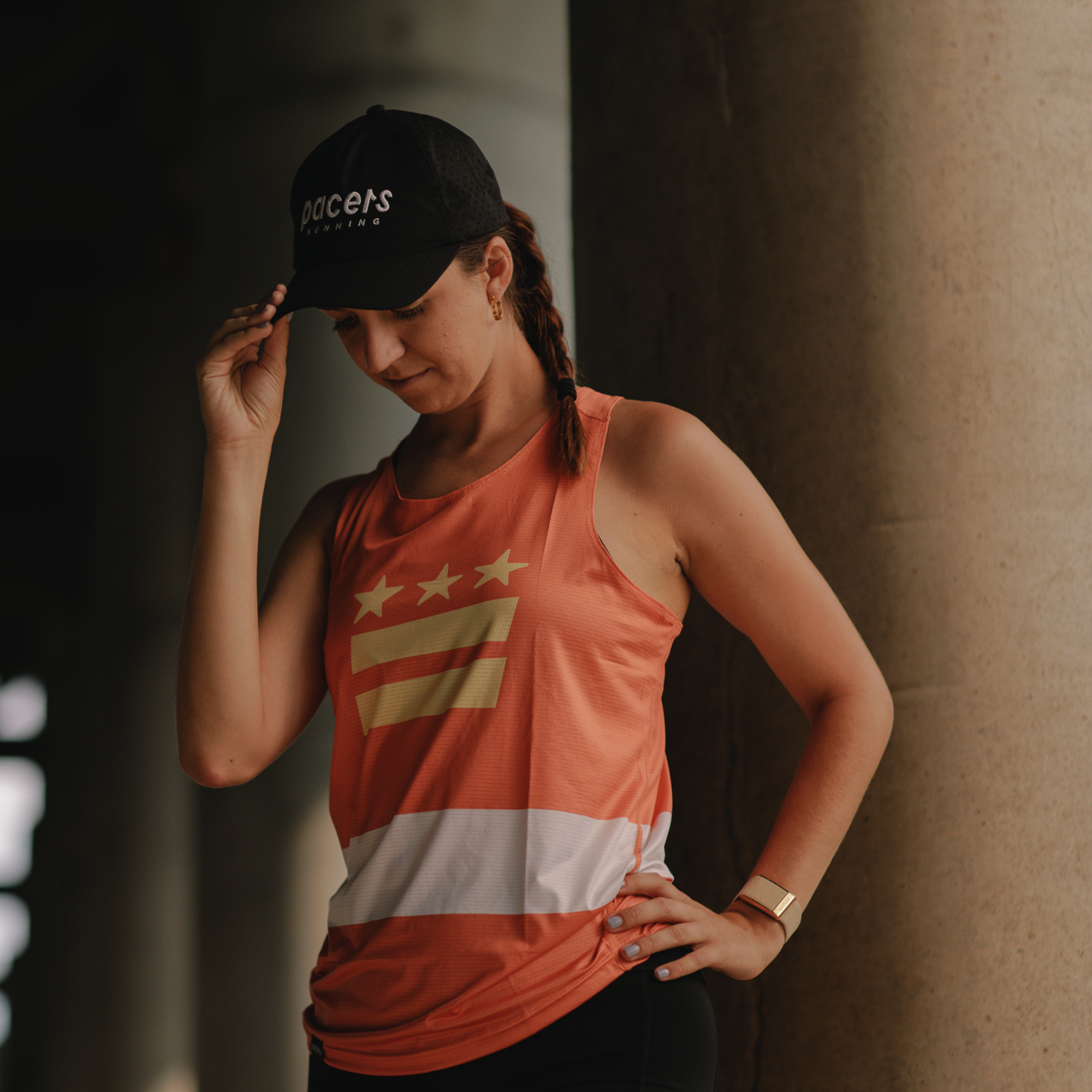 2:02 Women's Sunset Singlet - Lightweight Running Tank Top for Women - Breathable Workout Shirt - Perfect for Yoga, Gym & Outdoor Activities
