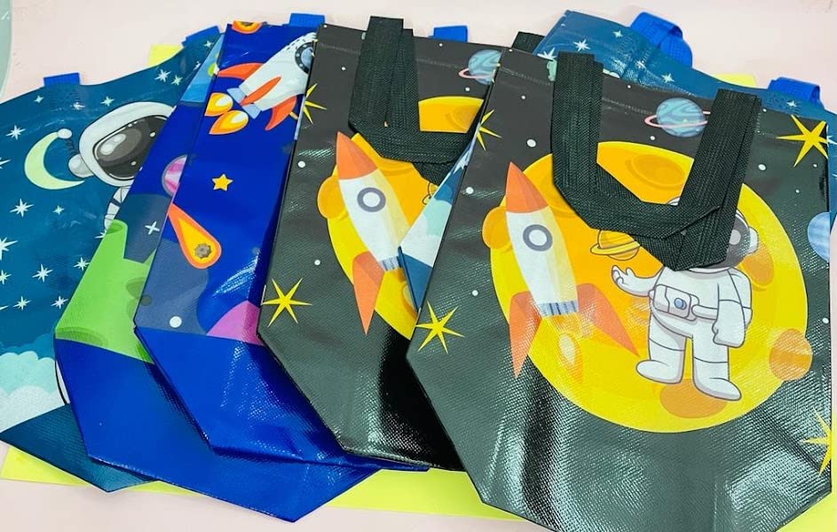 AMANVANI Medium Space Themed Gift Bags - Cartoon Party Favors for Kids Birthday Goodie Bags, Boys & Girls Return Gifts (Pack of 10) - Perfect for Space Themed Parties, School Events & Birthday Celebrations