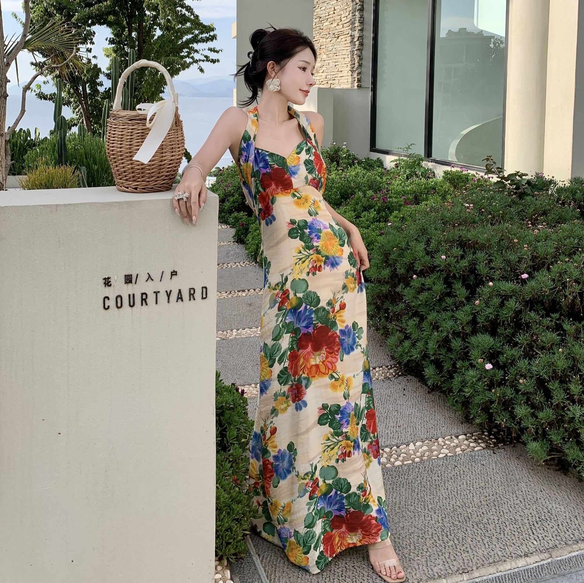 Vintage Backless Halter Neck Long Dress for Women - Elegant Summer Beach Party Maxi Dress | Perfect for Weddings, Vacations & Evening Events
