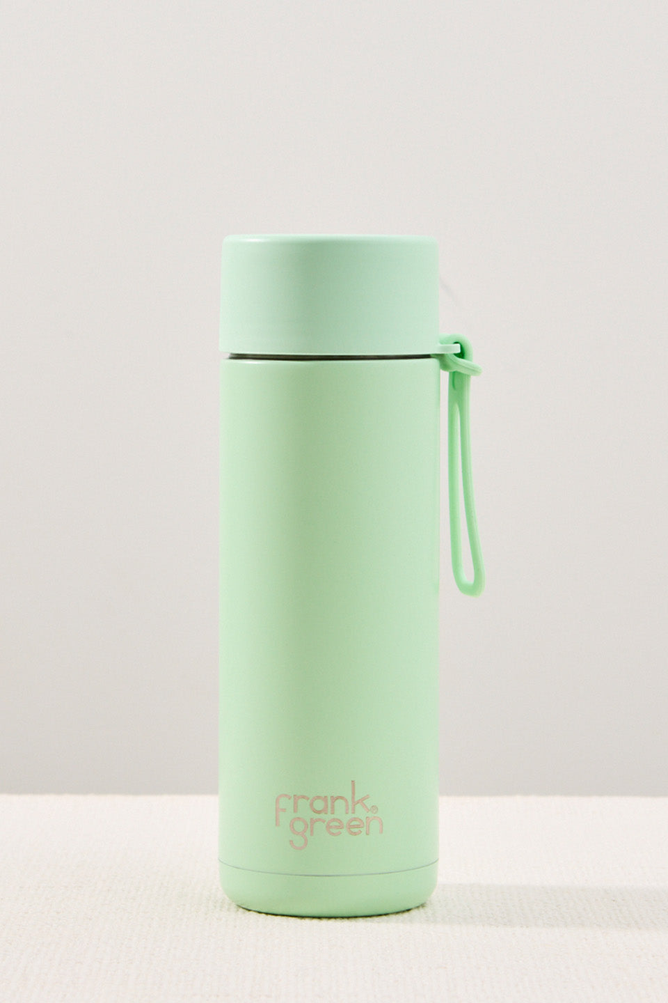 Eco-Friendly Ceramic Reusable Water Bottle 20oz for Mint Gelato - Perfect for Iced Coffee, Smoothies & Outdoor Activities