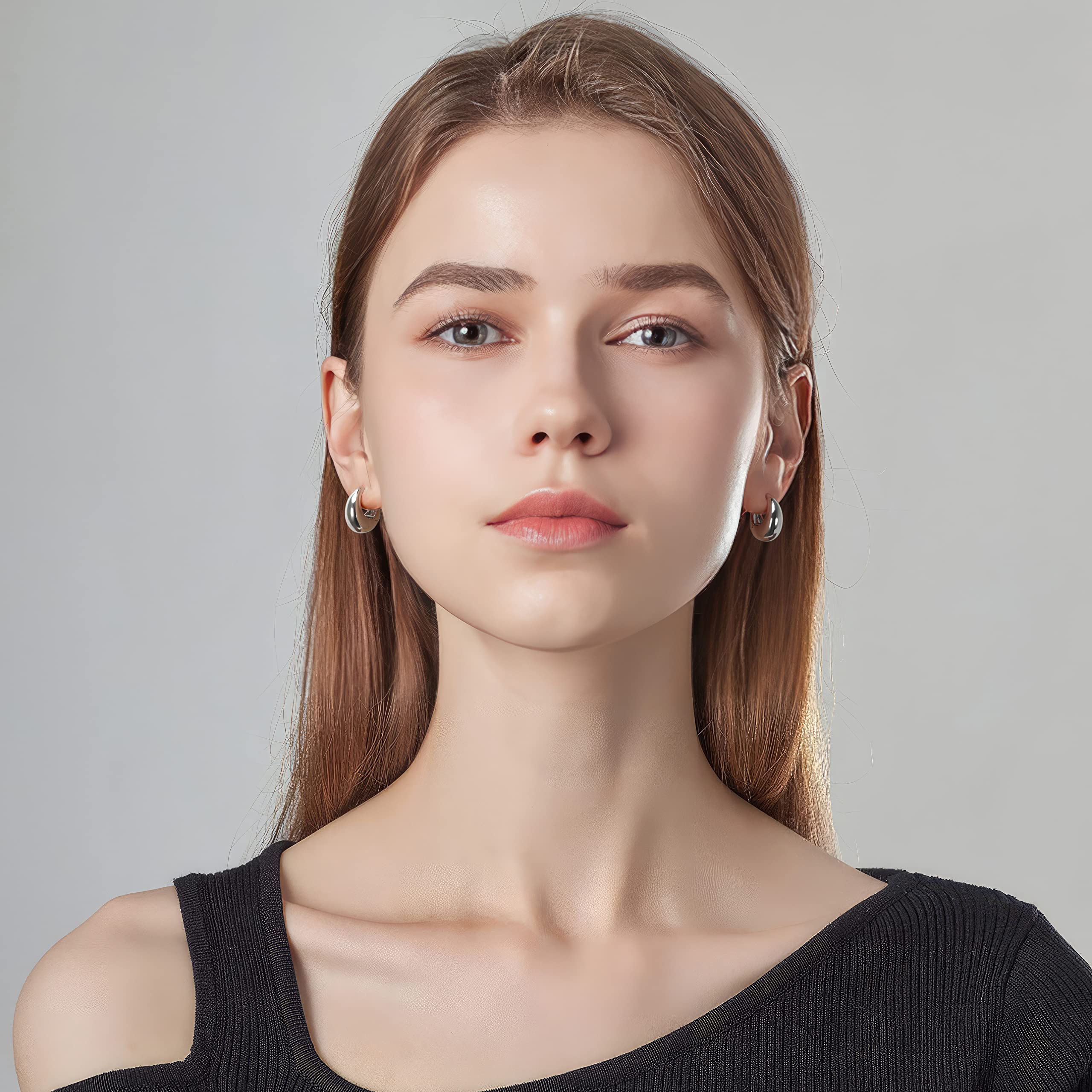18K Gold Plated Chunky Hoop Earrings for Women - Hypoallergenic Triple Hoop Earrings, Trendy Statement Jewelry Gift for Her - Perfect for Parties, Date Nights & Everyday Wear
