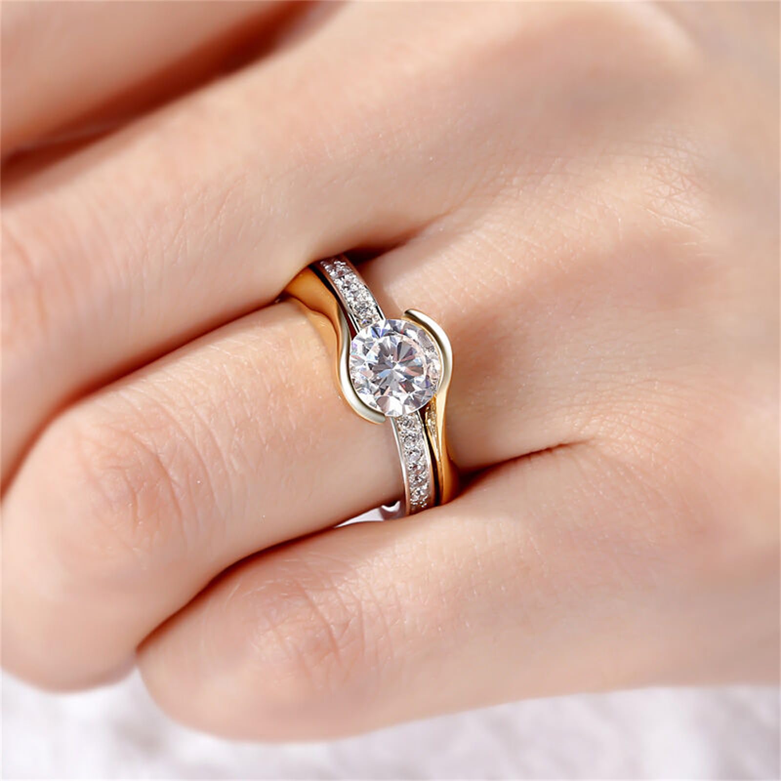 Jeulia 2.5 Carat Asymmetric Diamond Ring Set for Women - 14K Gold Plated Cubic Zirconia Engagement Ring, Anniversary Promise Ring, Romantic Jewelry Gift for Her - Perfect for Weddings, Proposals & Special Occasions