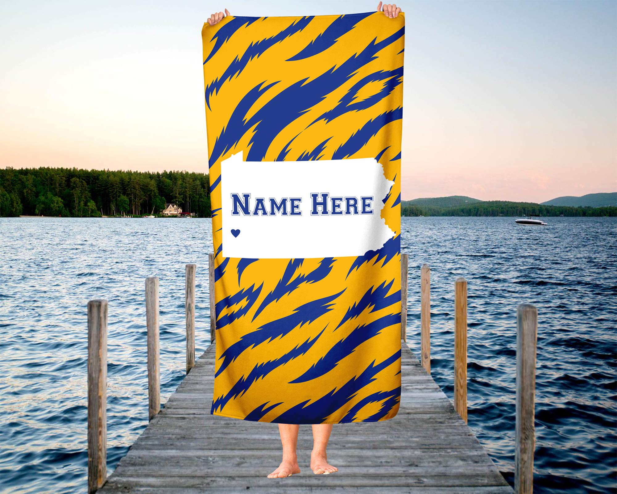 Custom Pittsburgh Pennsylvania State Pride Beach & Bath Towel - Personalized Medium & Large Towels for Adults & Kids - Perfect for College Football, Basketball Fans, Pool Parties & Home Decor