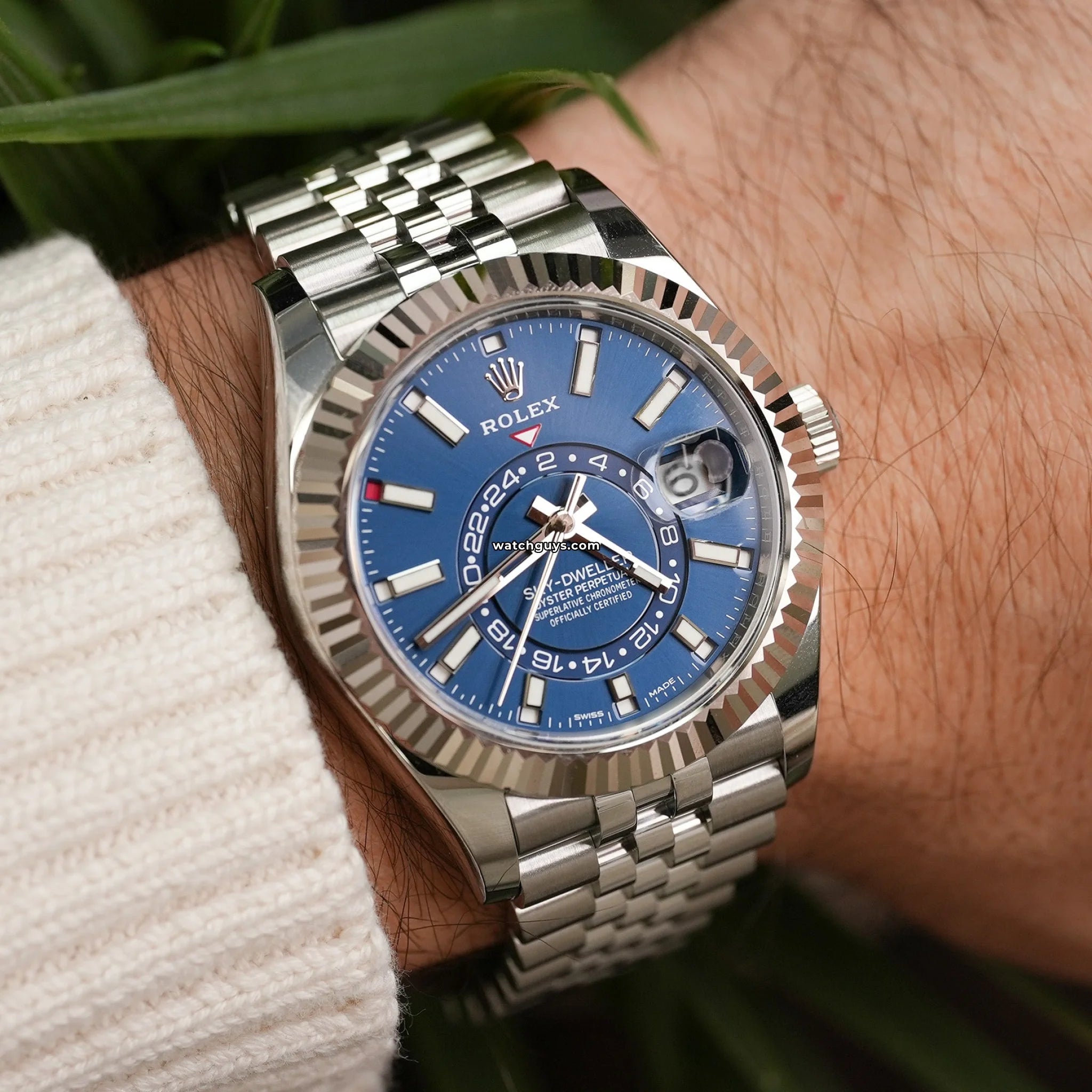 Rolex Sky-Dweller 326934 Blue Dial Jubilee Bracelet Men's Luxury Watch - Perfect for Business, Travel & Special Occasions