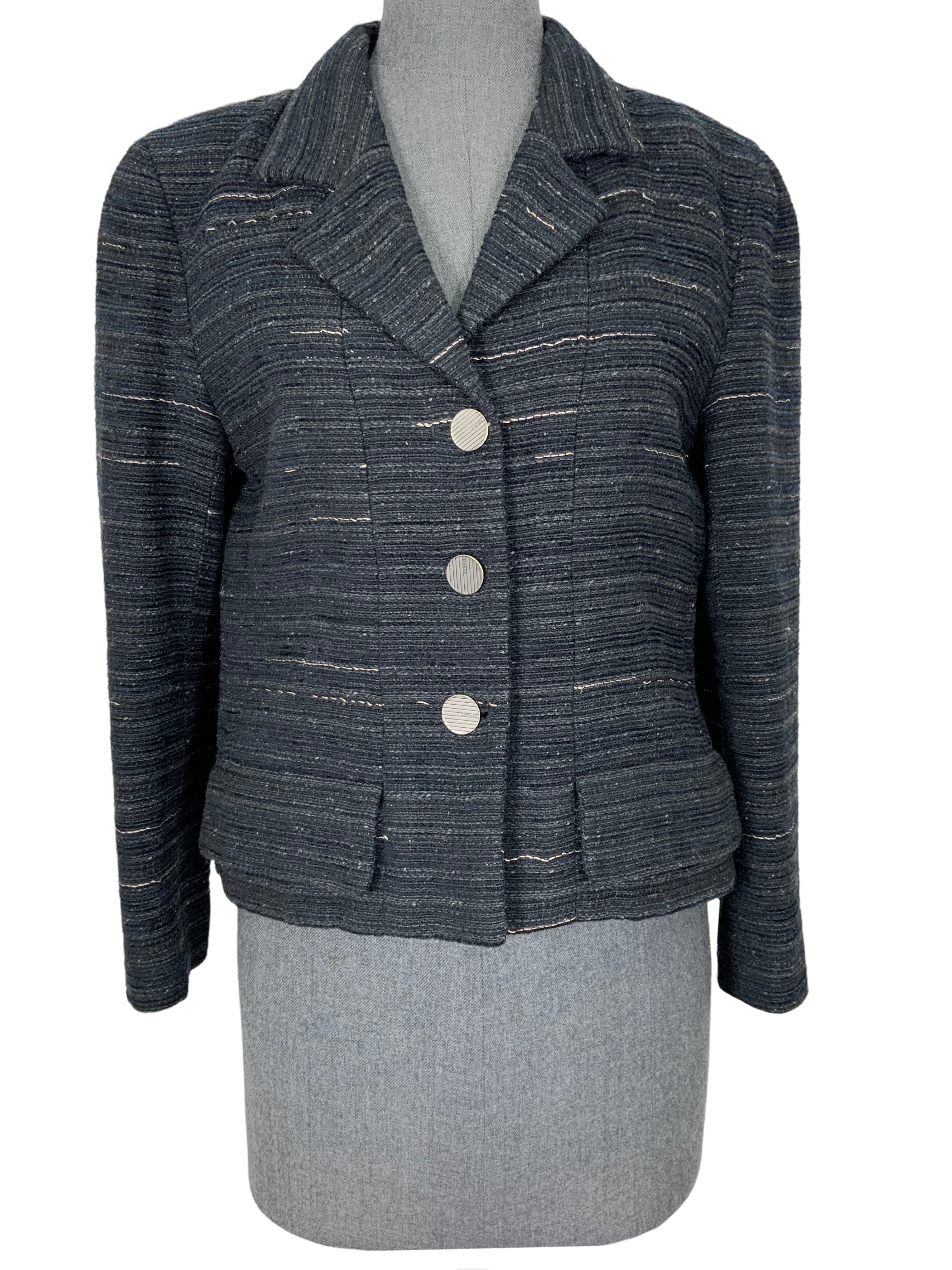 Vintage CHANEL 09A Cropped Wool Jacket Women's Size M - Classic Retro Fashion for Fall & Winter Outfits, Office Wear & Special Occasions