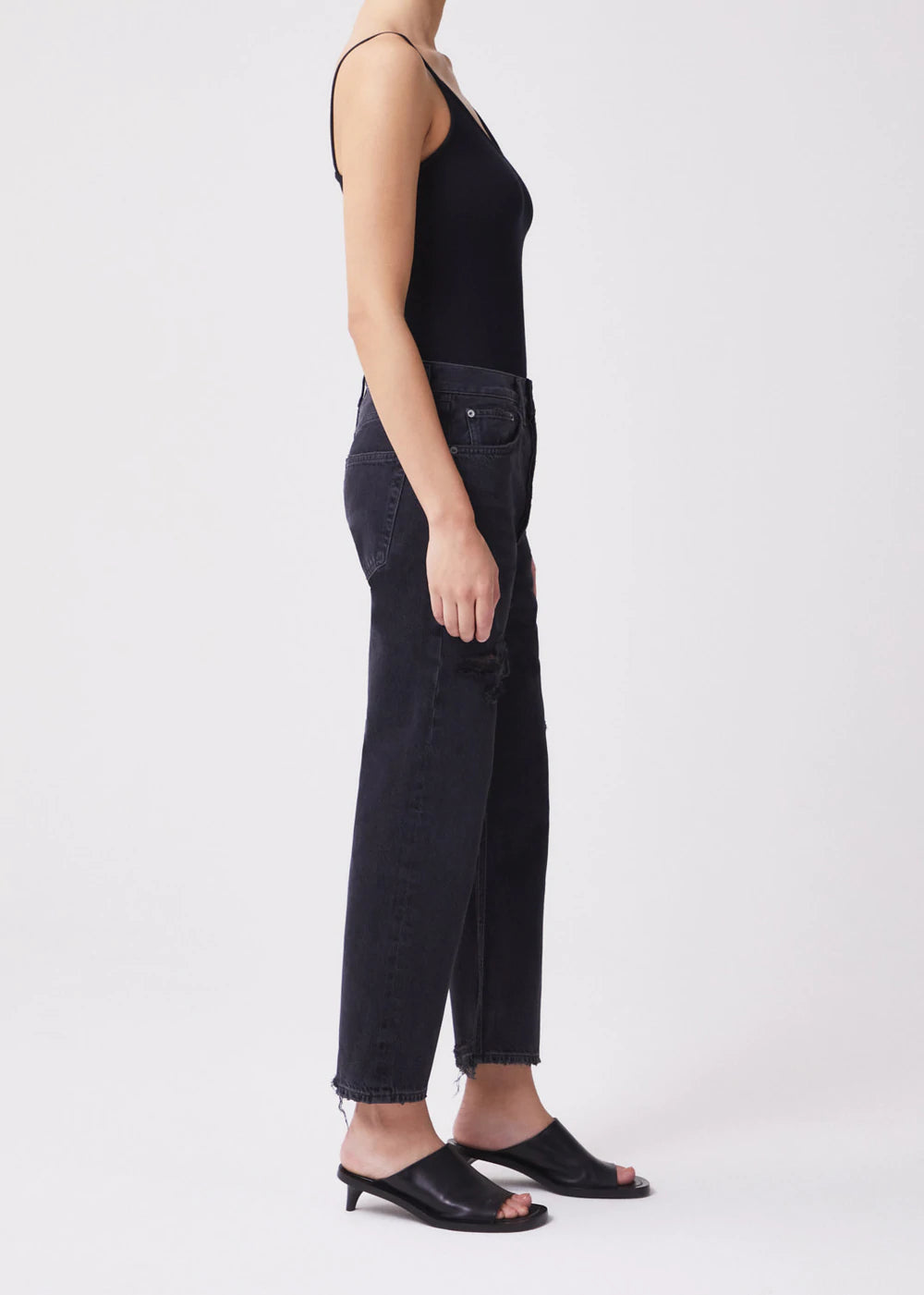 90s Vintage Crop Mid Rise Loose Fit Jeans for Women - Retro High Waisted Distressed Denim Pants - Perfect for Casual Outfits, Streetwear & 90s Fashion Looks