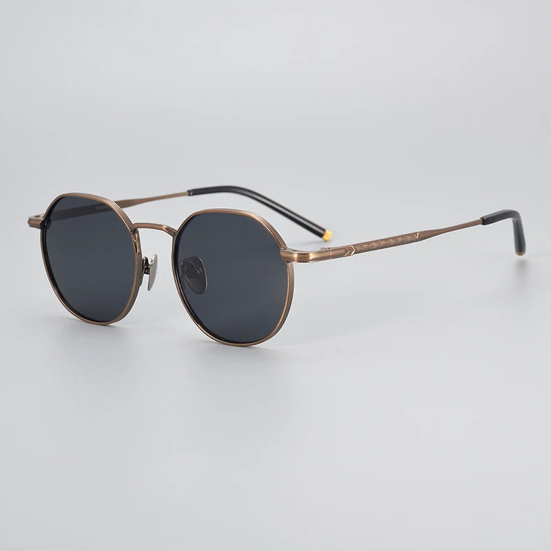 Bronze-Gray Lens