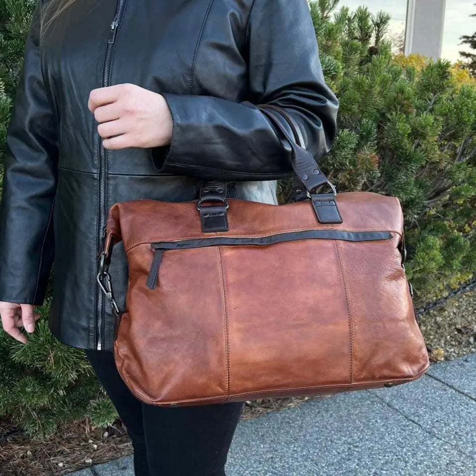 Premium MET Leather Carry-On Duffle Bag with Short Handles - Lightweight Travel Duffel for Gym, Weekend Trips & Business Travel