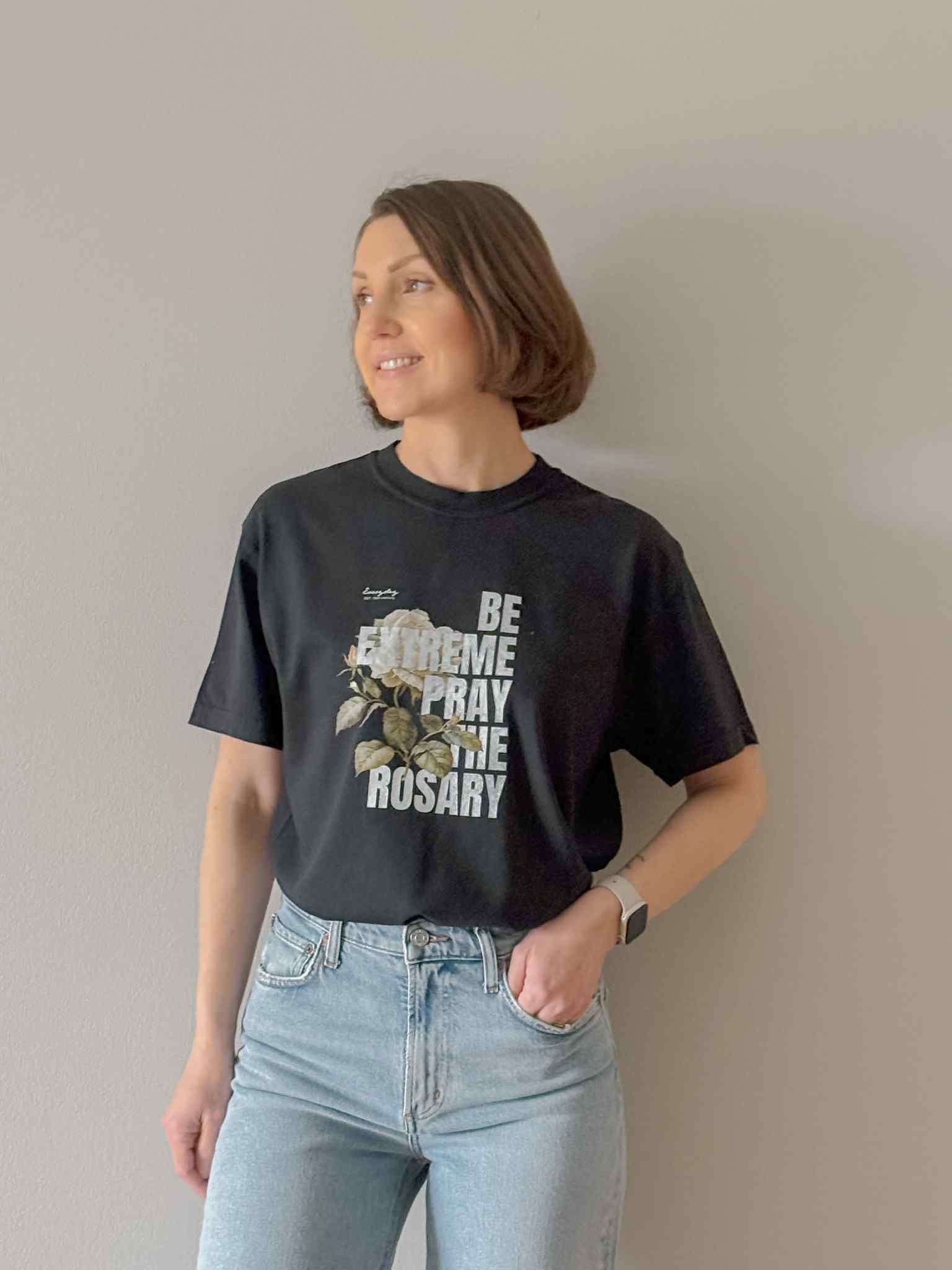 Be Extreme Pray the Rosary T-Shirt - Religious Graphic Tee for Catholic Faith & Devotion - Perfect for Church, Prayer Groups & Spiritual Events
