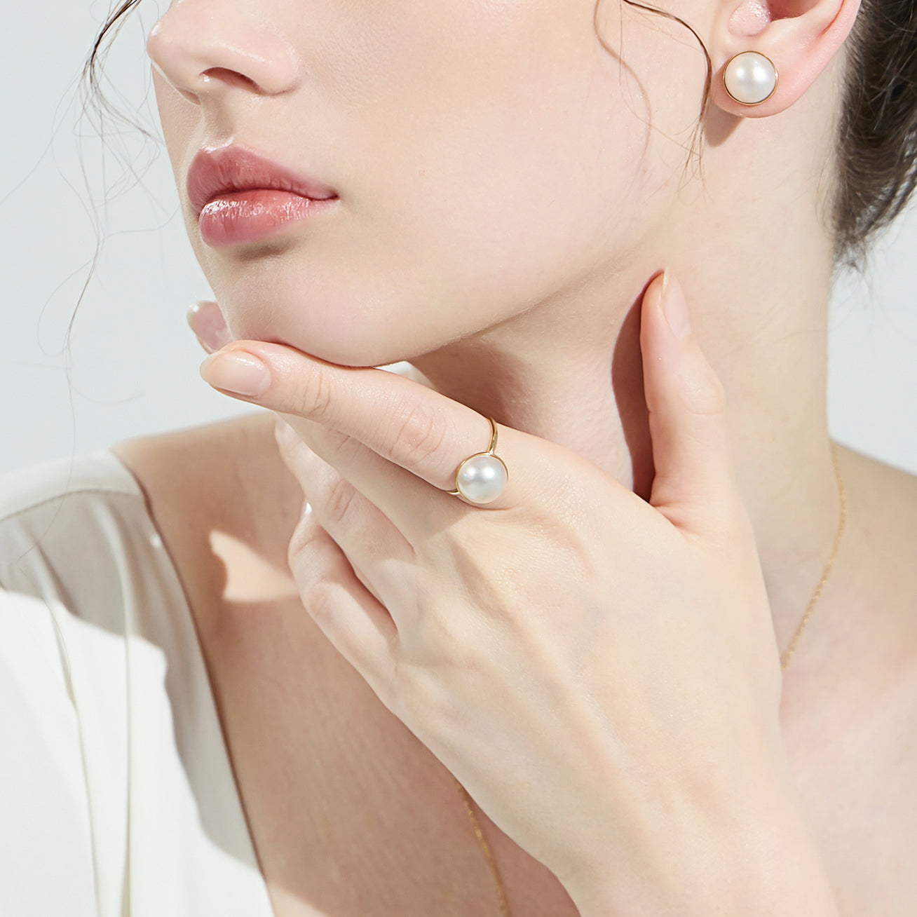 18K Gold Saltwater Mabe Pearl Ring KR00076 | Elegant Dome Design for Women | Perfect for Weddings, Anniversaries & Special Occasions