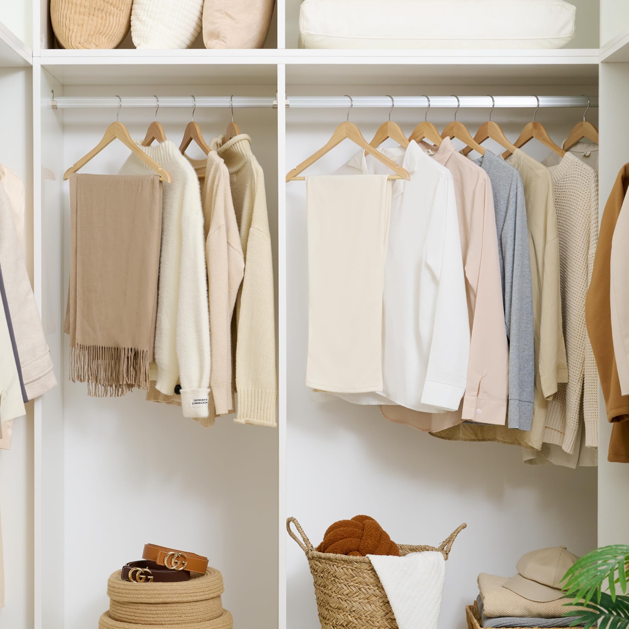 Premium Wooden Clothes Hangers 20-Pack - Natural Wooden Coat Hangers for Jackets, Shirts, Pants & Suits - Space-Saving Wardrobe Organizer for Closet, Laundry Room & Travel
