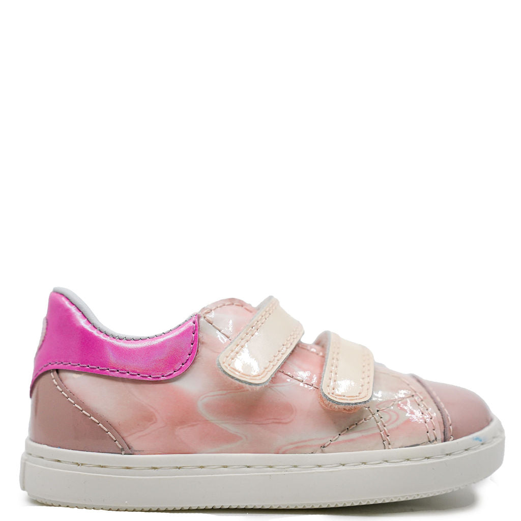 Beberlis Pink Patent Leather Heart Velcro Baby Sneakers for Girls - Comfortable First Walking Shoes for Toddlers, Infants & Newborns - Perfect for Everyday Wear, Playdates & Special Occasions