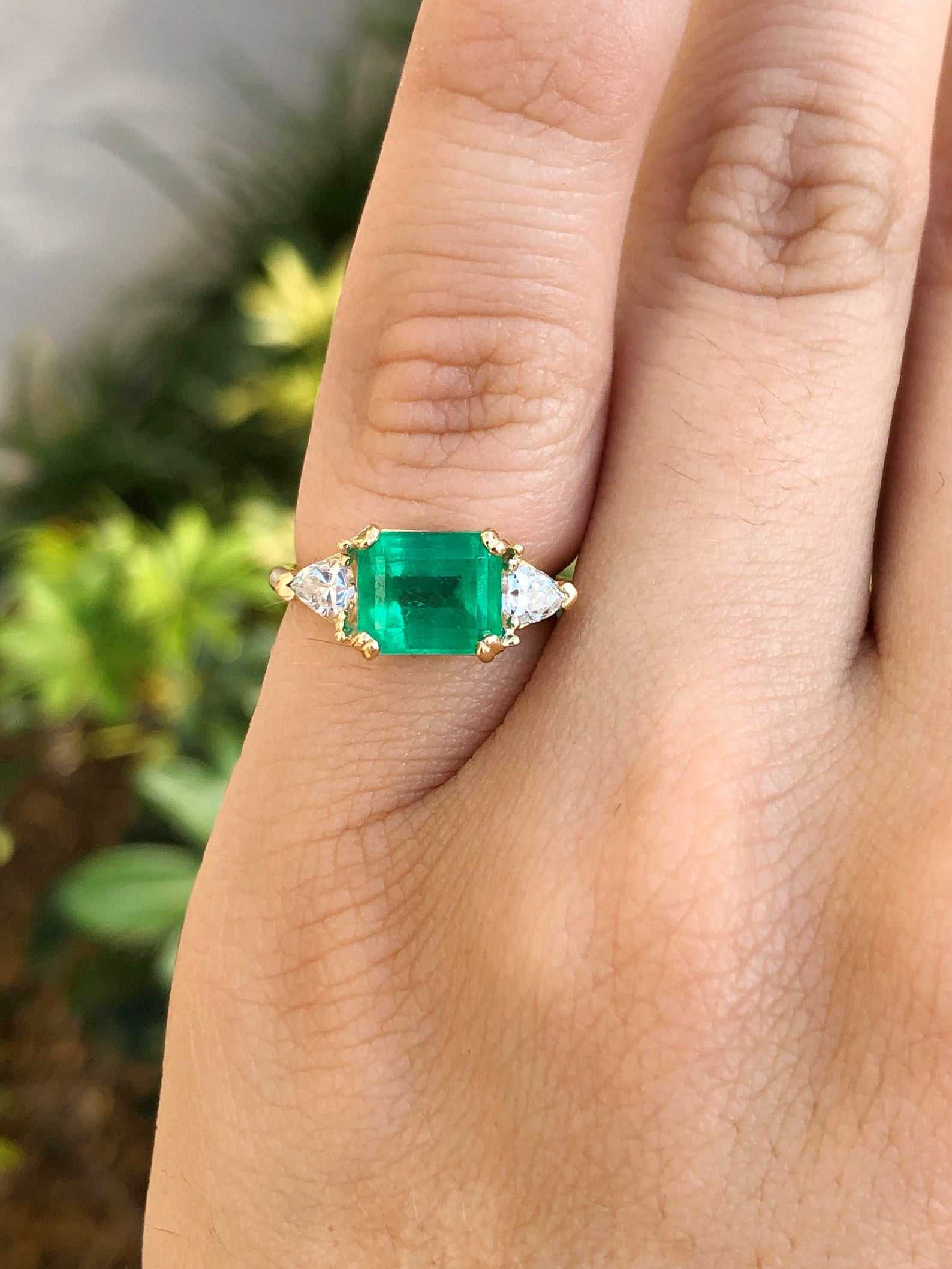 2.50tcw East to West Three Stone Colombian Emerald & Diamond Trillion Cut 18K Gold Ring – Perfect for Engagement, Anniversary & Special Occasions