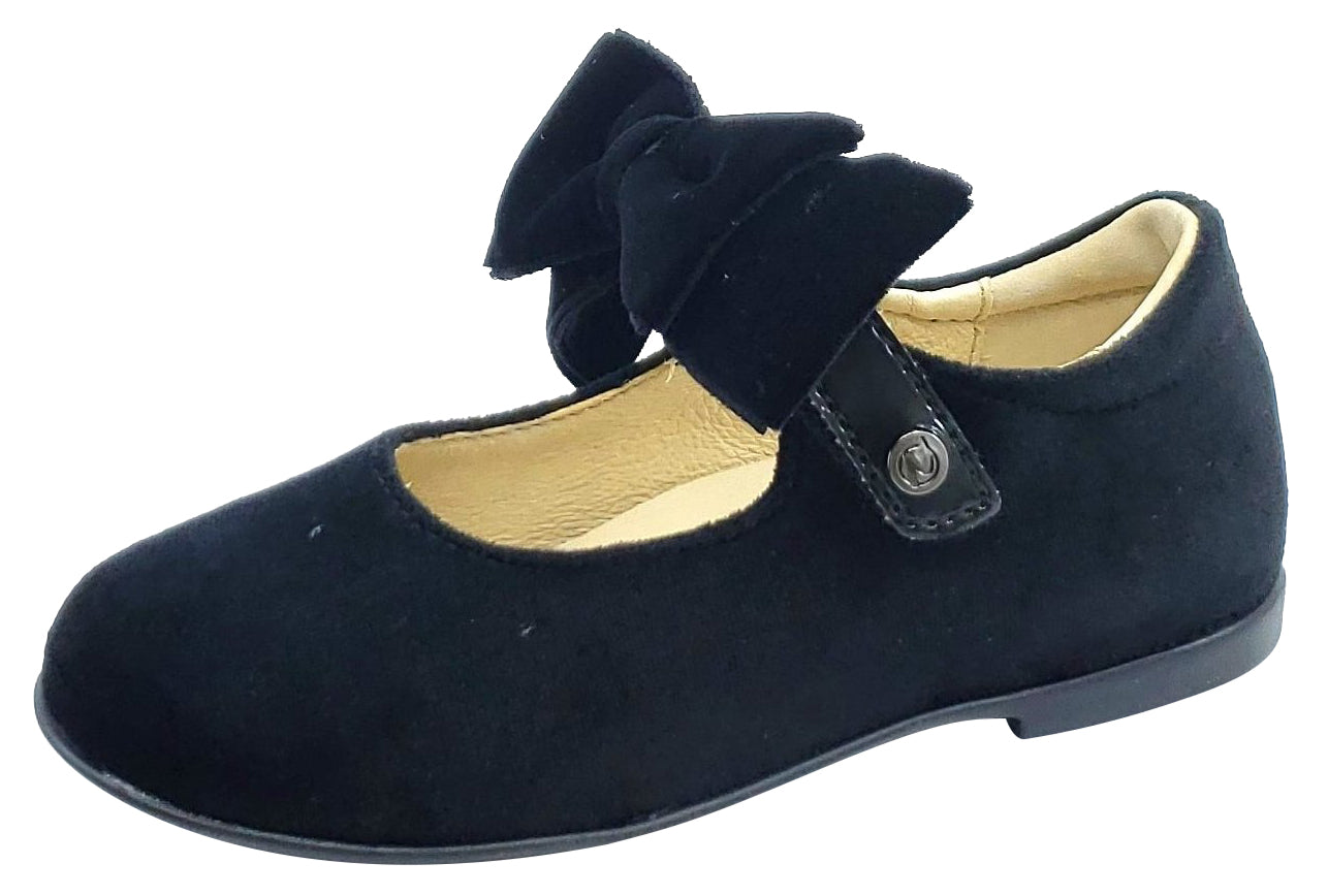 Naturino Girls STRESA Velvet Nero Dress Shoes - Elegant & Comfortable Formal Footwear for Weddings, Parties & Special Occasions
