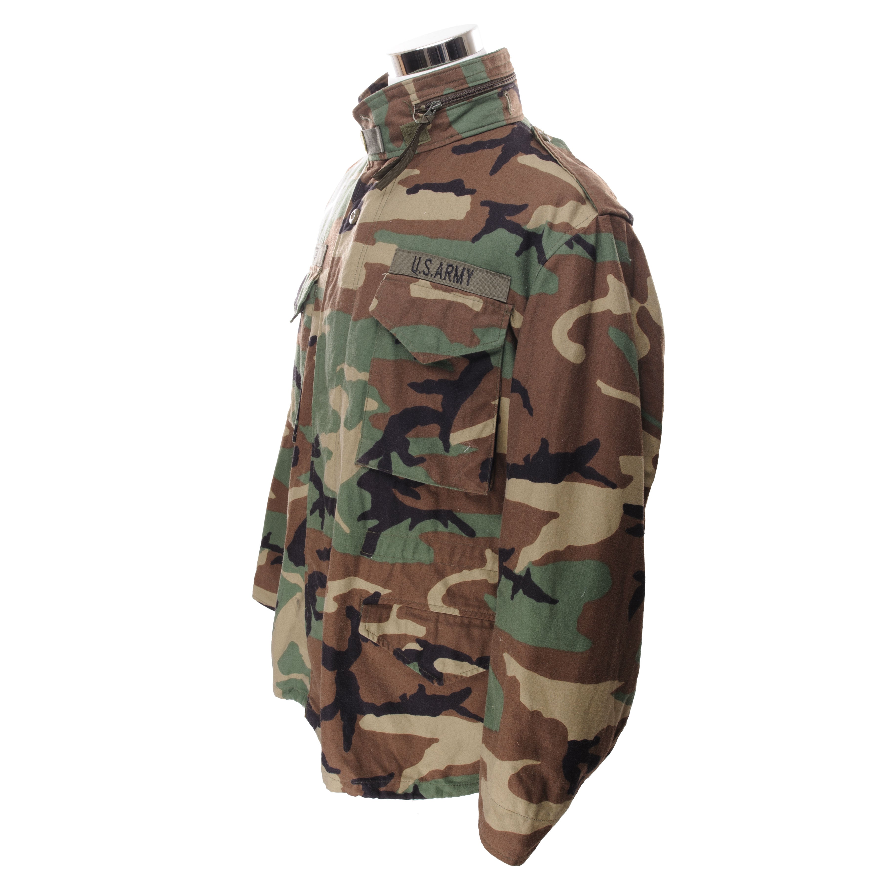 Vintage US Army M65 Woodland Camo Field Jacket with Patches - 1999 Large Regular Size | Military Surplus Outerwear for Hunting, Hiking & Outdoor Adventures