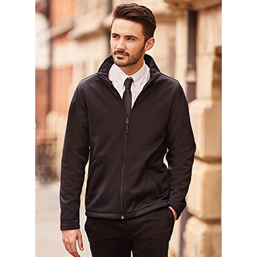 Russell Men's Smart Softshell Jacket - Lightweight Water-Resistant Windbreaker for Outdoor Activities, Hiking & Travel - Black