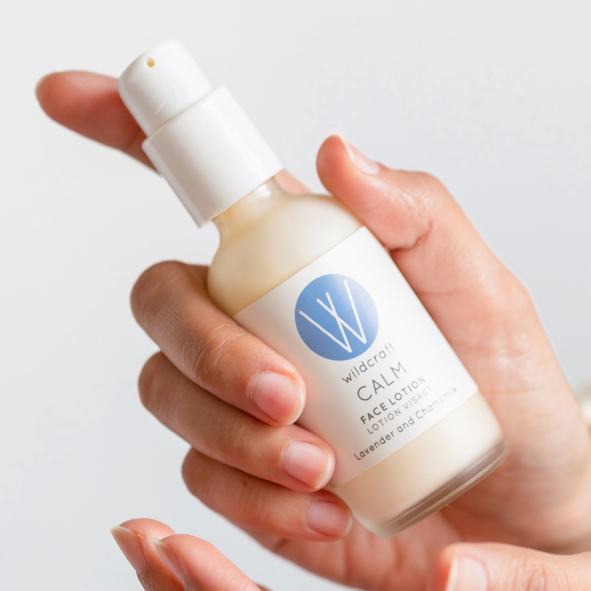 Calming Face Lotion for Dry & Sensitive Skin - Hydrating Moisturizer with Natural Ingredients - Perfect for Daily Skincare Routine & Nighttime Use