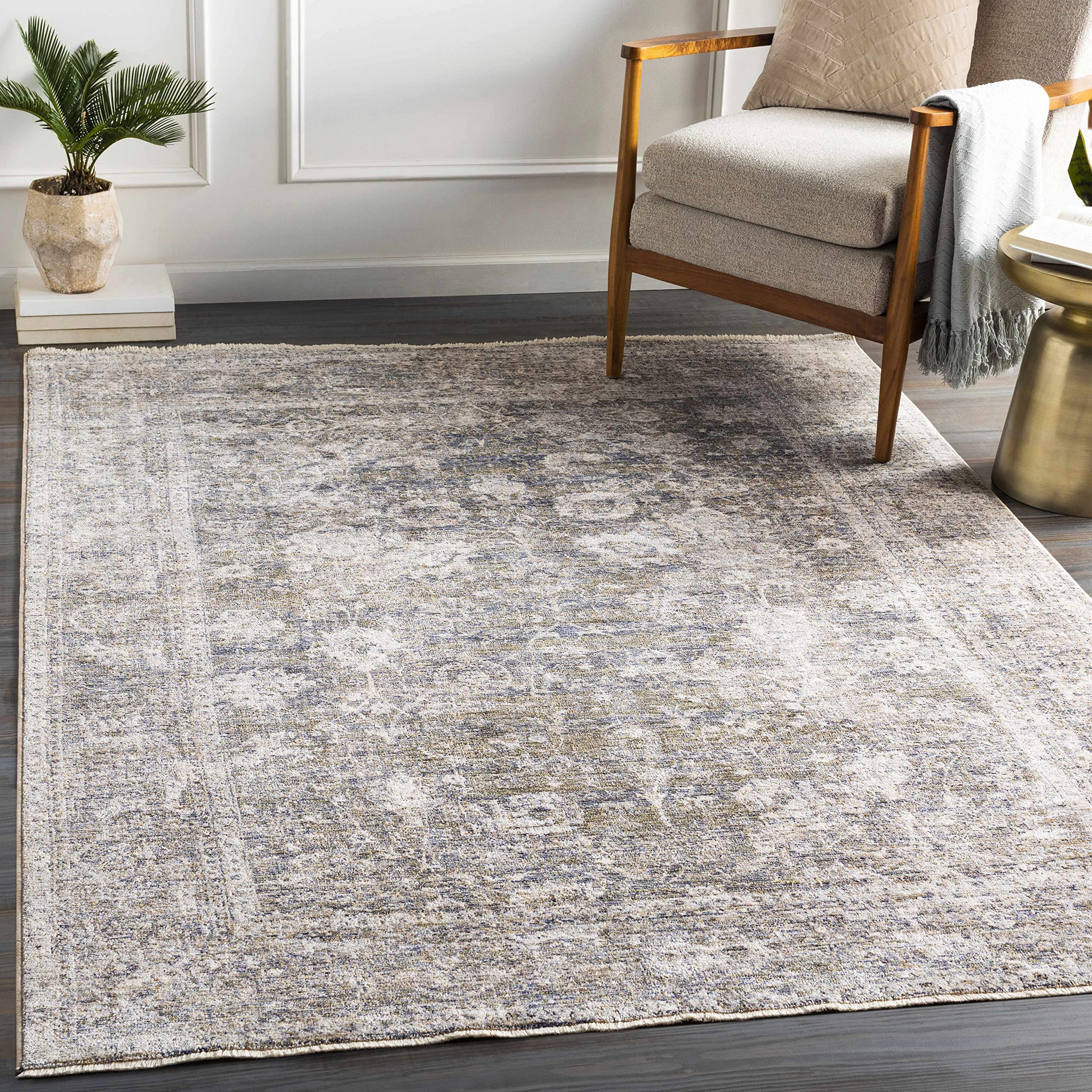 Leary Updated Traditional Farmhouse 3'3