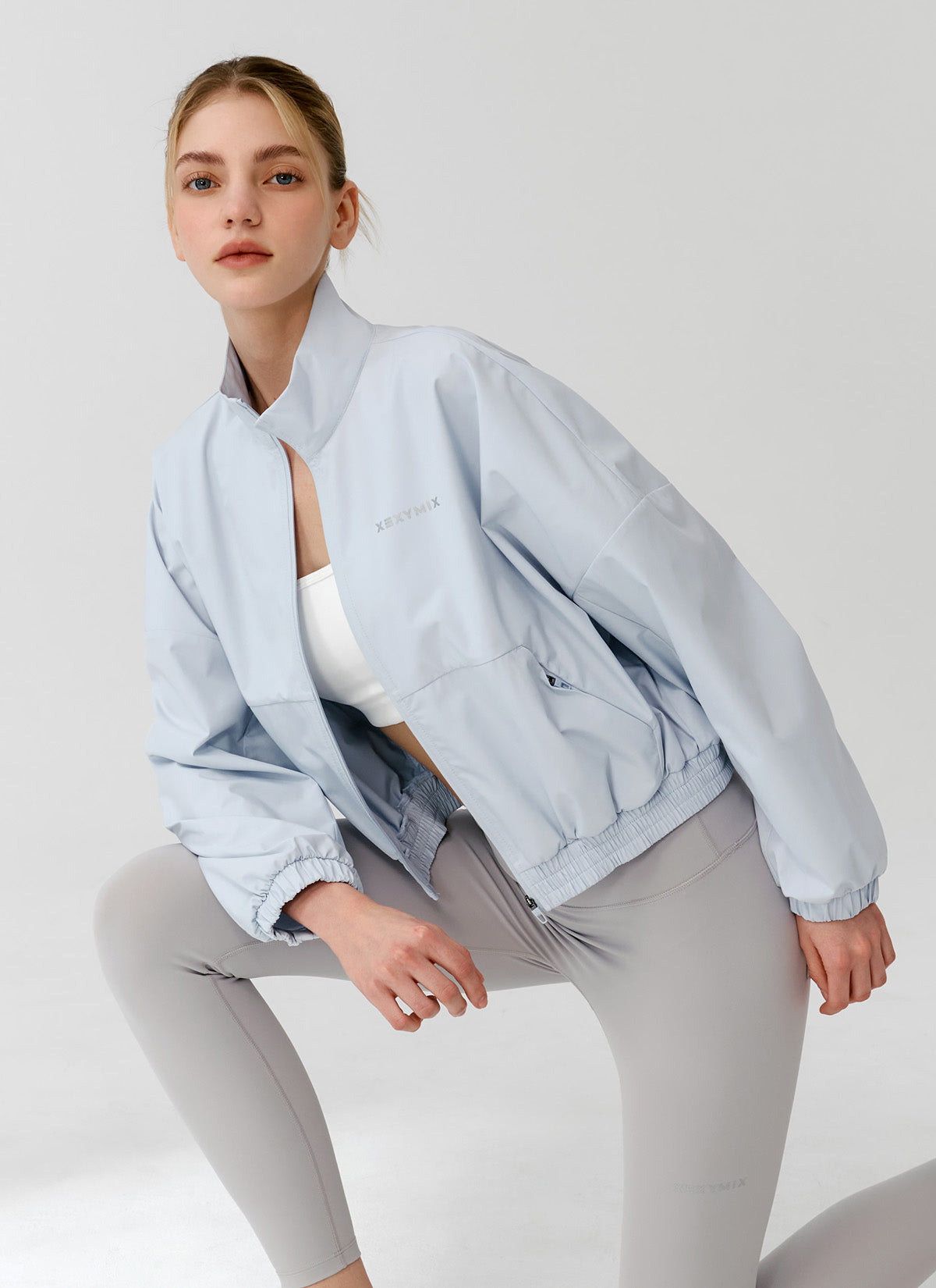 Stylish High Neck Crop Jumper - Trendy Winter Sweater for Women | Perfect for Casual Outfits, Date Nights & Holiday Parties