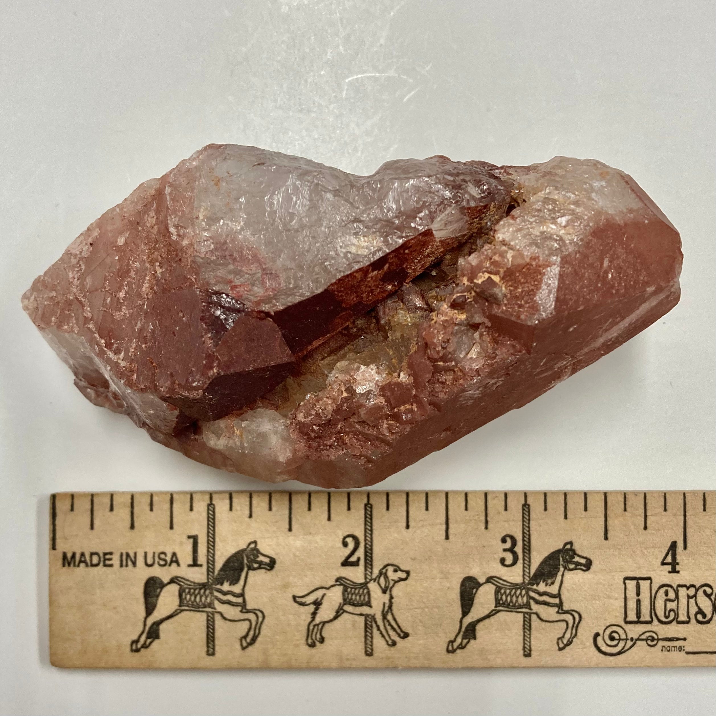 Natural Red Quartz Crystal - Healing Stone for Meditation, Energy Balancing & Home Decor | Perfect for Spiritual Gifts, Yoga Spaces & Positive Vibes