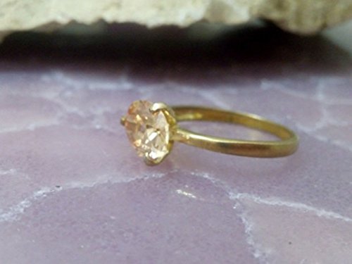 Elegant Champagne Brown Topaz Gold Ring – Delicate Gemstone Jewelry for Bridal & Wedding – Perfect for Engagement, Anniversary, and Special Occasions