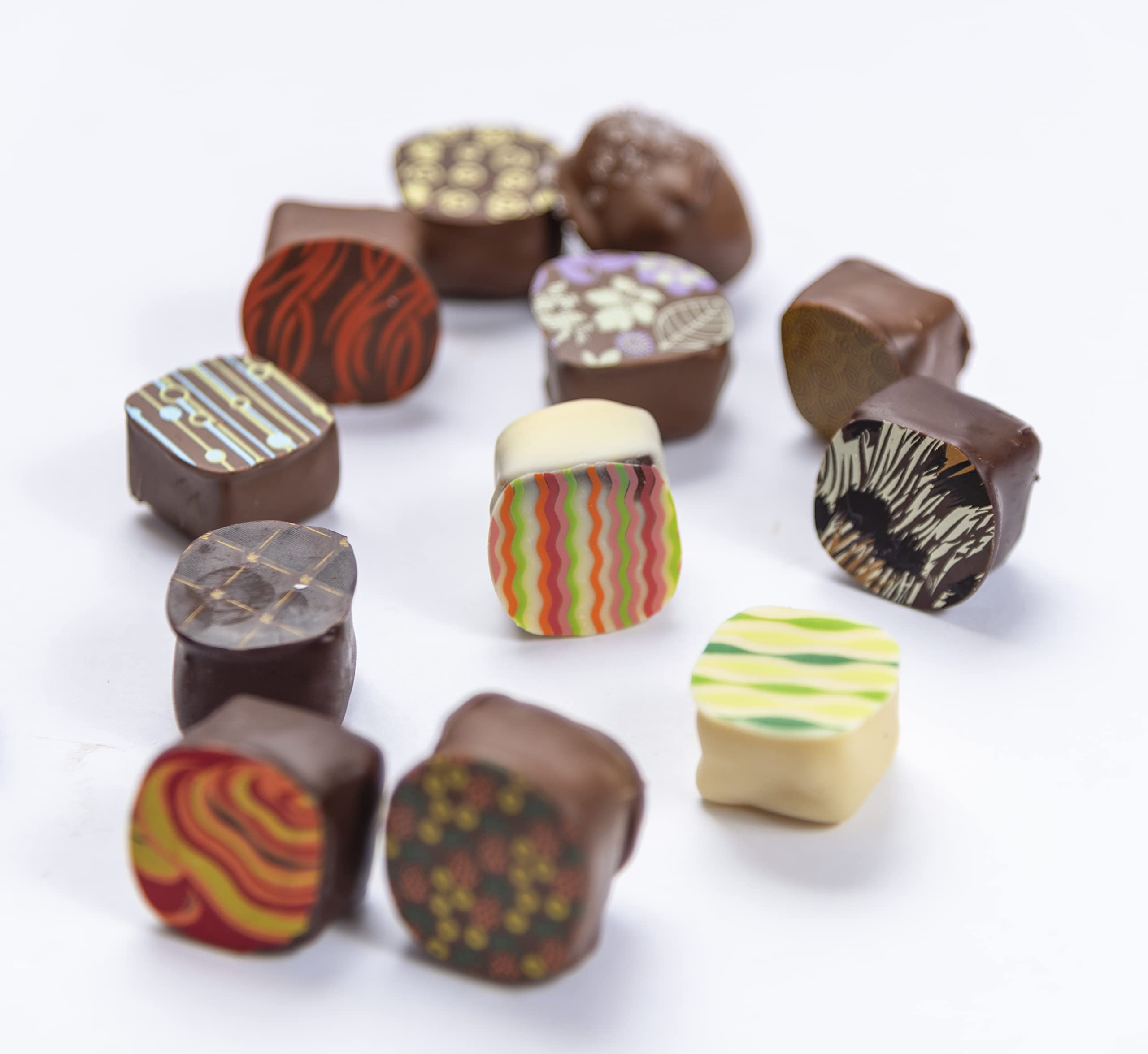Le Chocolatier Signature Gourmet Assorted Chocolate Truffle Gift Box - Lactose Free Vegan Dark Chocolate - 24 Piece Box - Perfect for Holidays, Birthdays & Corporate Gifts