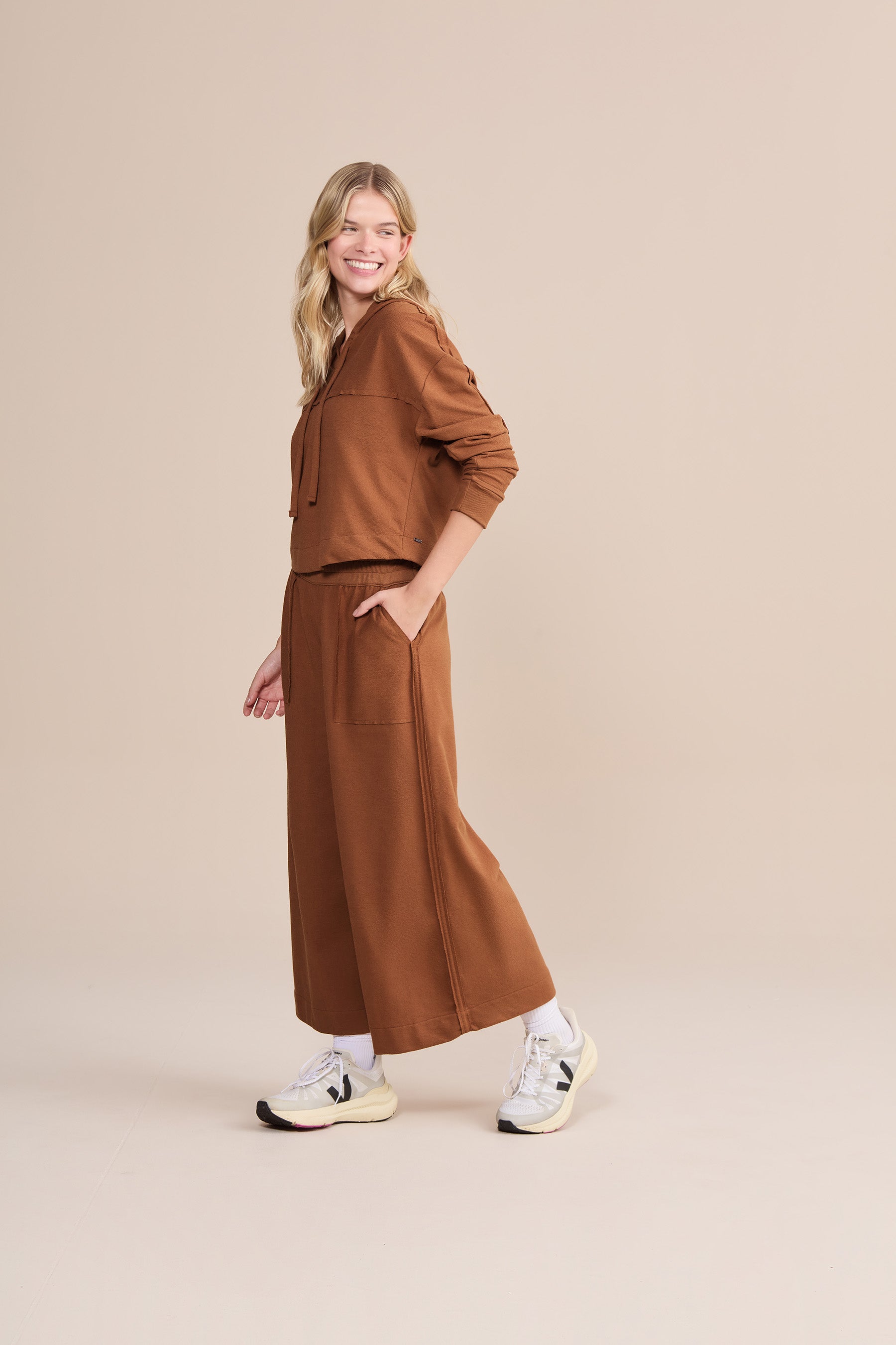 Soft Pure Wide Leg Cropped Pants for Women - Comfortable High Waist Lounge Pants for Yoga, Travel & Casual Wear