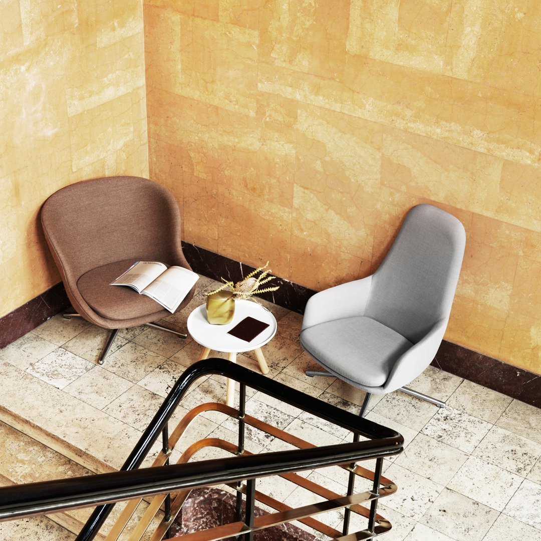 Modern Hyg Lounge Chair with Low Swivel Base - Comfortable Recliner for Living Room, Bedroom, or Office Relaxation