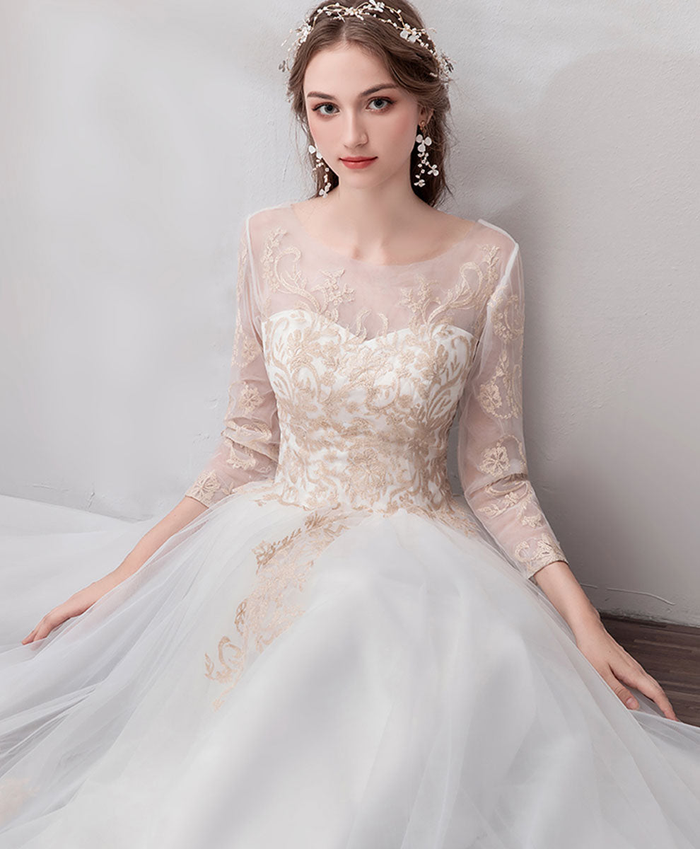 Elegant White Round Neck Tulle Lace Long Prom Dress for Formal Events - Perfect for Homecoming, Wedding Guest & Evening Gala