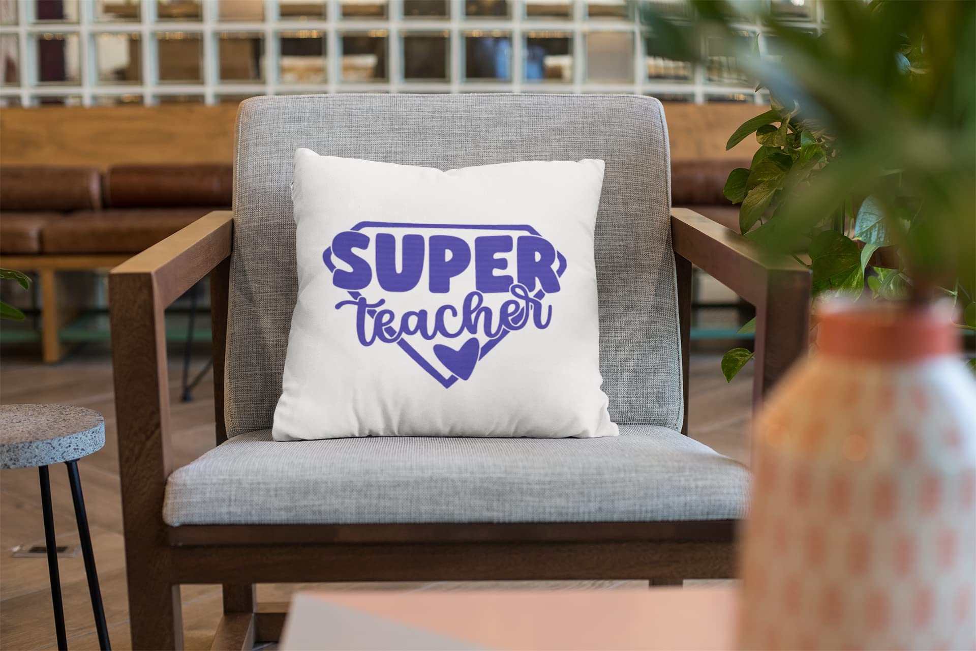 Super Teacher Iron On Decal - School Teacher Transfer Vinyl Patch - HTV Ready to Press On - Custom Size & Color - 5 Minute Application - Perfect for DIY T-Shirts, Tote Bags & Classroom Gifts (Gold)