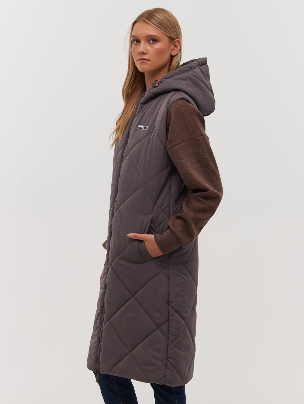 Nakiyah Quilted Maxi Vest for Women - Stylish Long Puffer Vest with Zipper - Perfect for Fall, Winter & Outdoor Activities
