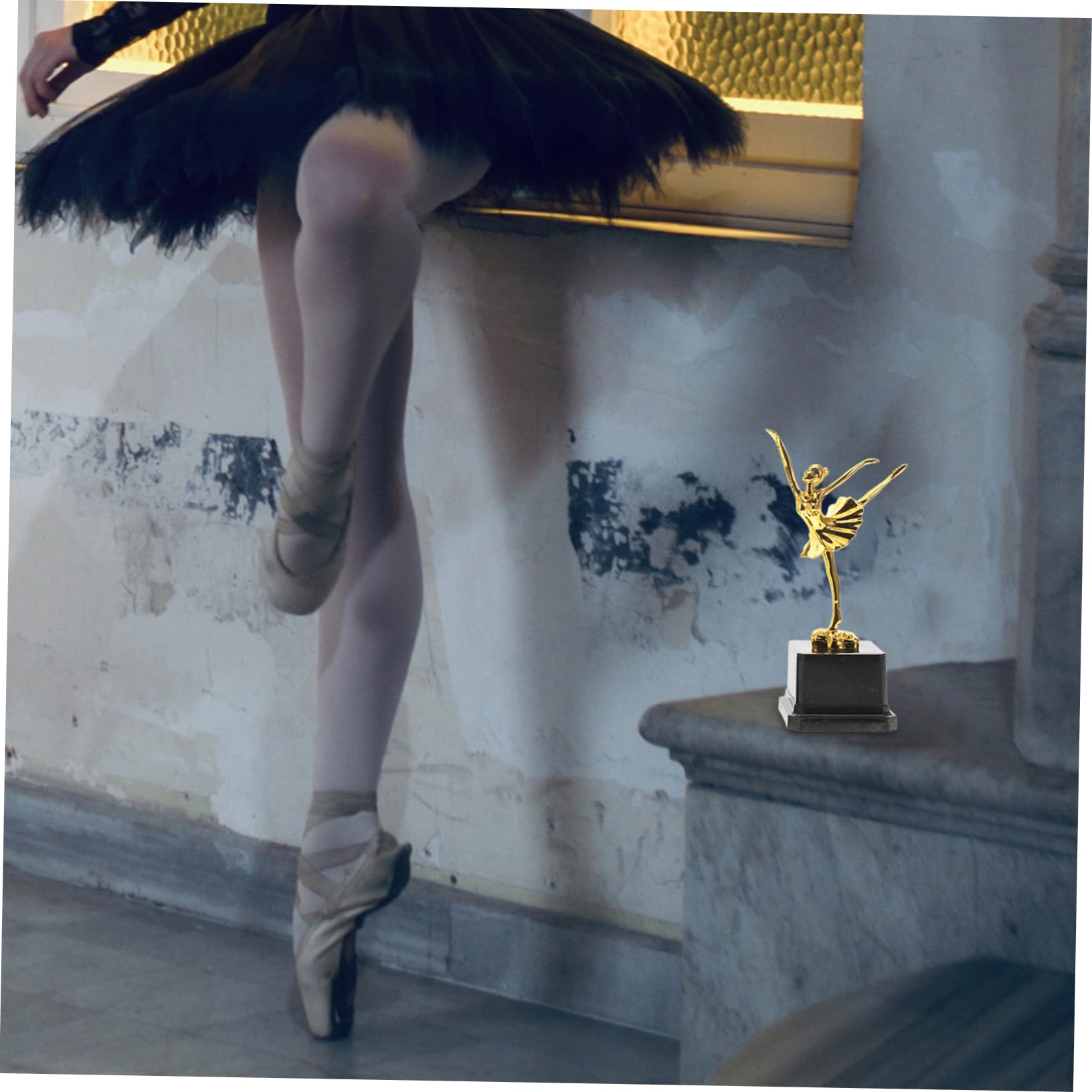 GAROZATION Elegant Ballet Dance Trophy Cup - Customizable Nameplate Award for Dance Competitions & Performances | Durable & Stable for Longevity | Perfect for Ballet Recitals, Dance Competitions & Award Ceremonies