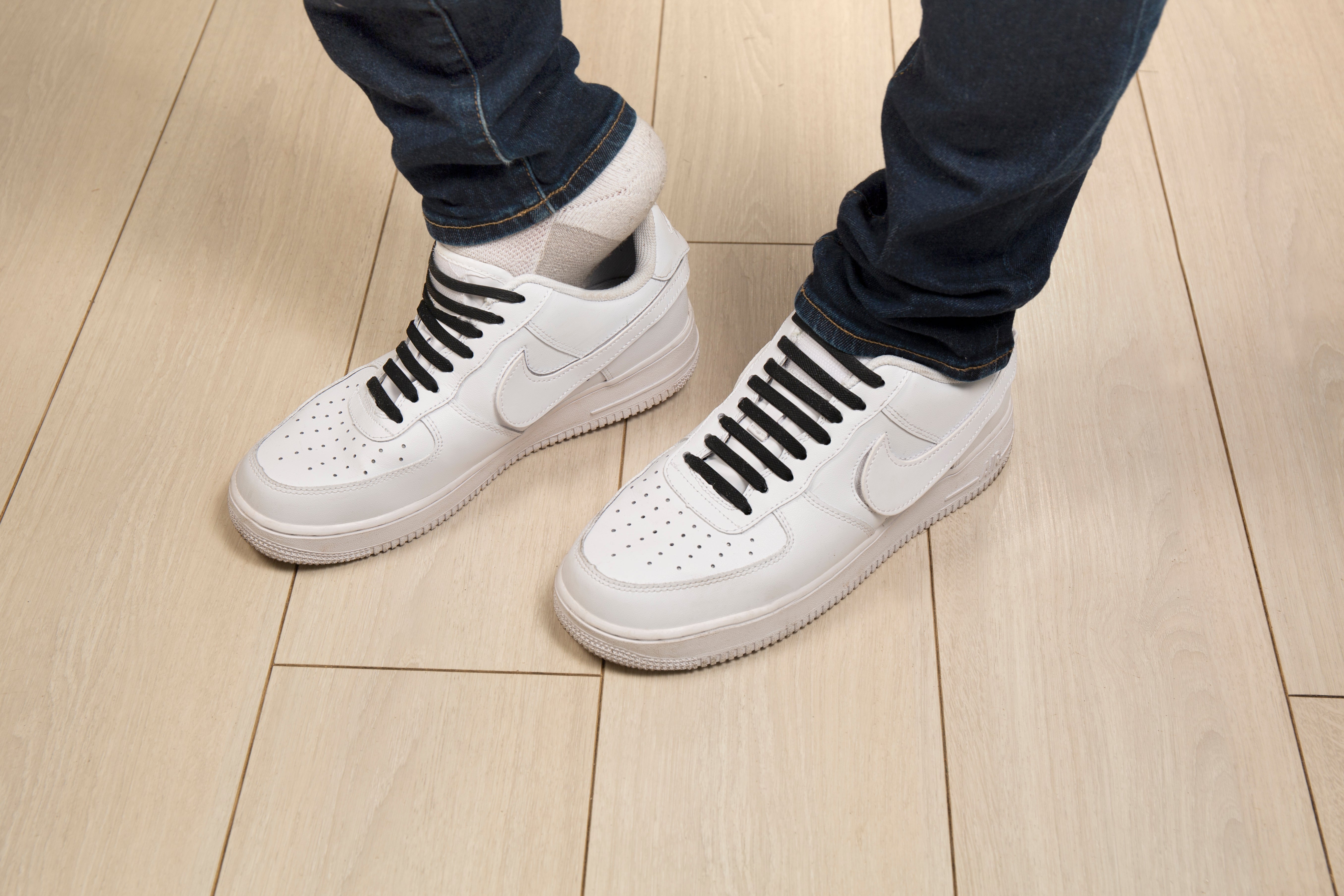 No-Tie Elastic Shoe Bands for Men & Women - Black Slip-On Shoe Accessories for Sneakers, Loafers & Casual Shoes - Perfect for Running, Walking & Travel
