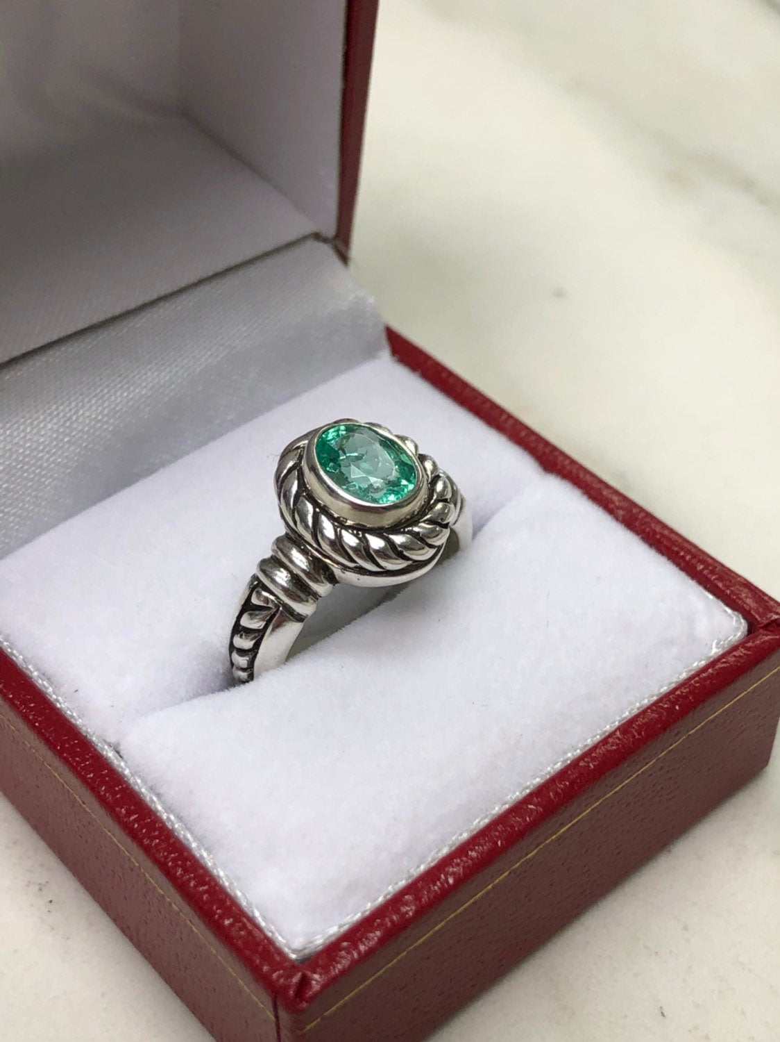 1.50 Carat Oval Cut Genuine Natural Emerald Solitaire Ring in 925 Sterling Silver - Perfect for Engagement, Anniversary & Special Occasion Gifts