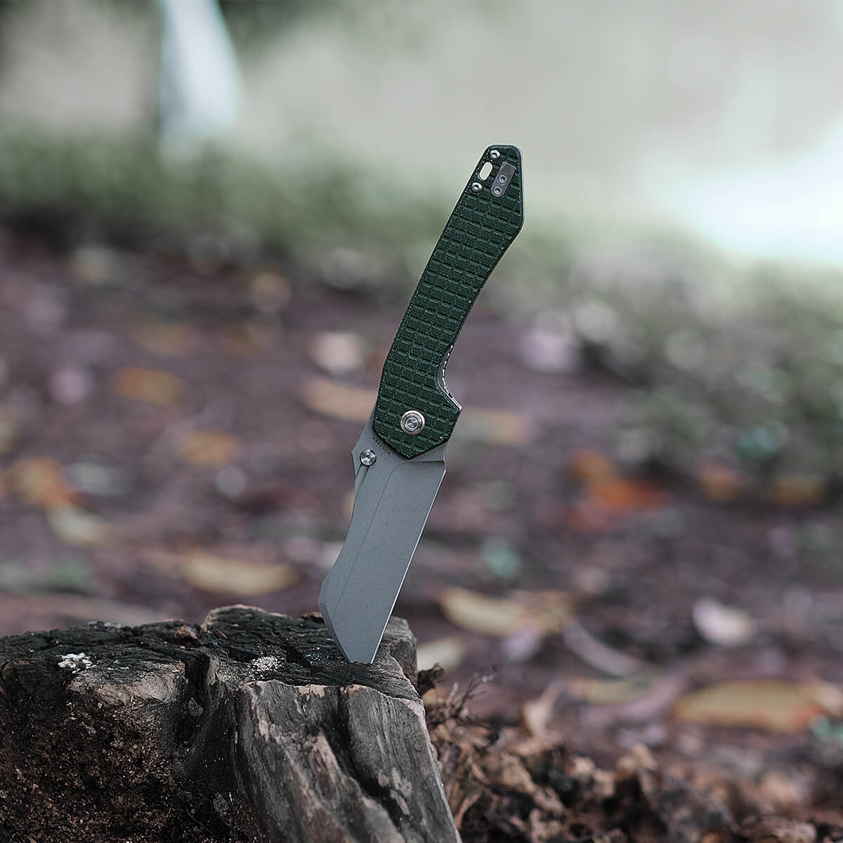 Gator Liner Lock Knife - 3.74