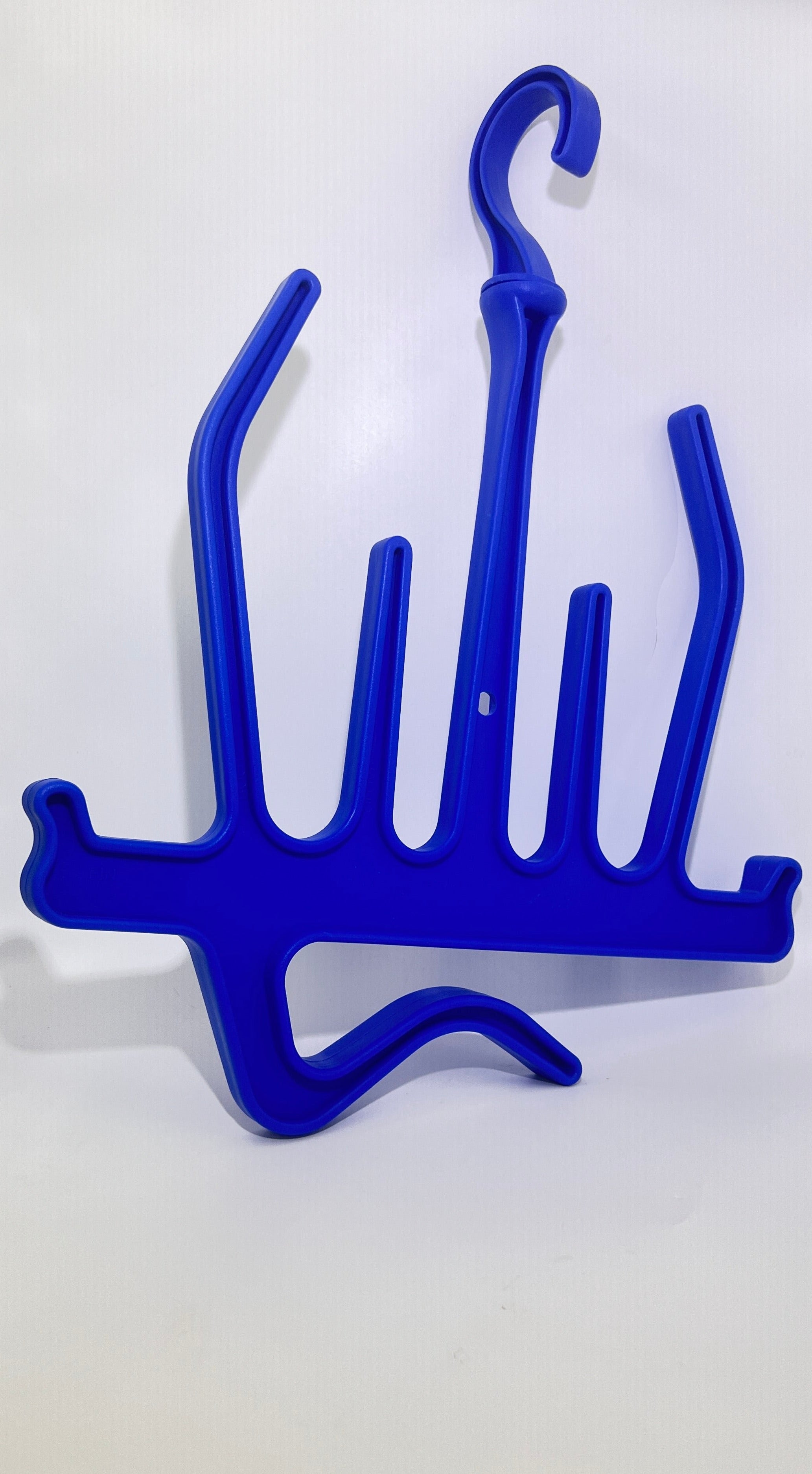 Scuba Diving Gear Hanger - Heavy Duty Rustproof Equipment Organizer for Wetsuits, Fins & Masks - Perfect for Poolside, Boat Deck & Dive Shop Storage