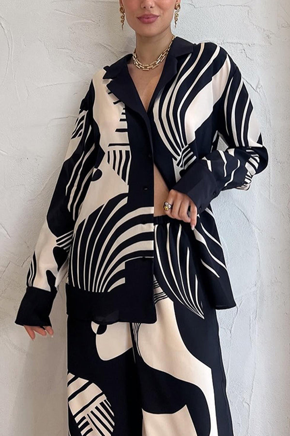 Stylish Weekend Escape Print Contrast Trim Blouse - Trendy Women's Top for Casual Outings & Date Nights